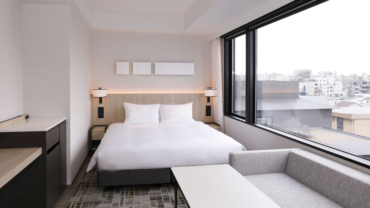 Main Deluxe King Guestroom Day - Hyatt Place Kyoto