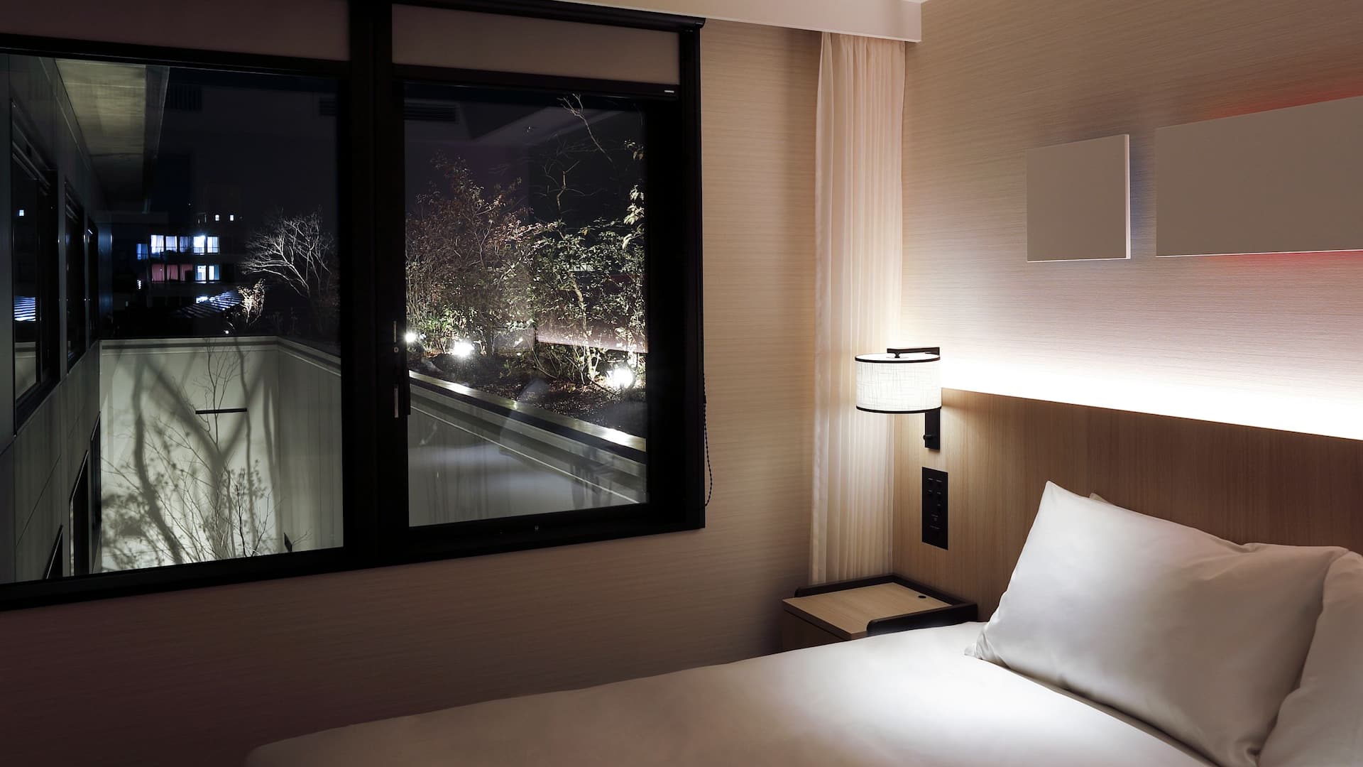 Hyatt Place Kyoto Main King Suite Night