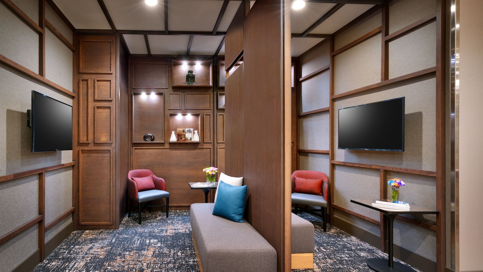 Hyatt Place Fayetteville / Springdale Gallery Seating Area Overview