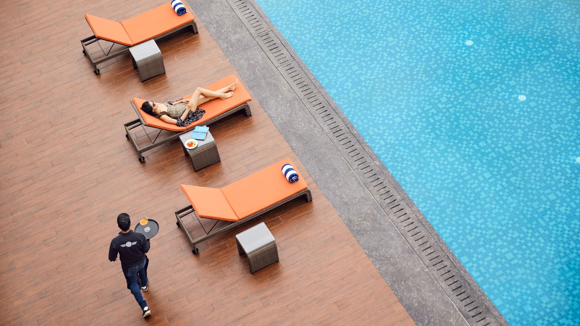 Hyatt Place Vadodara Pool Service