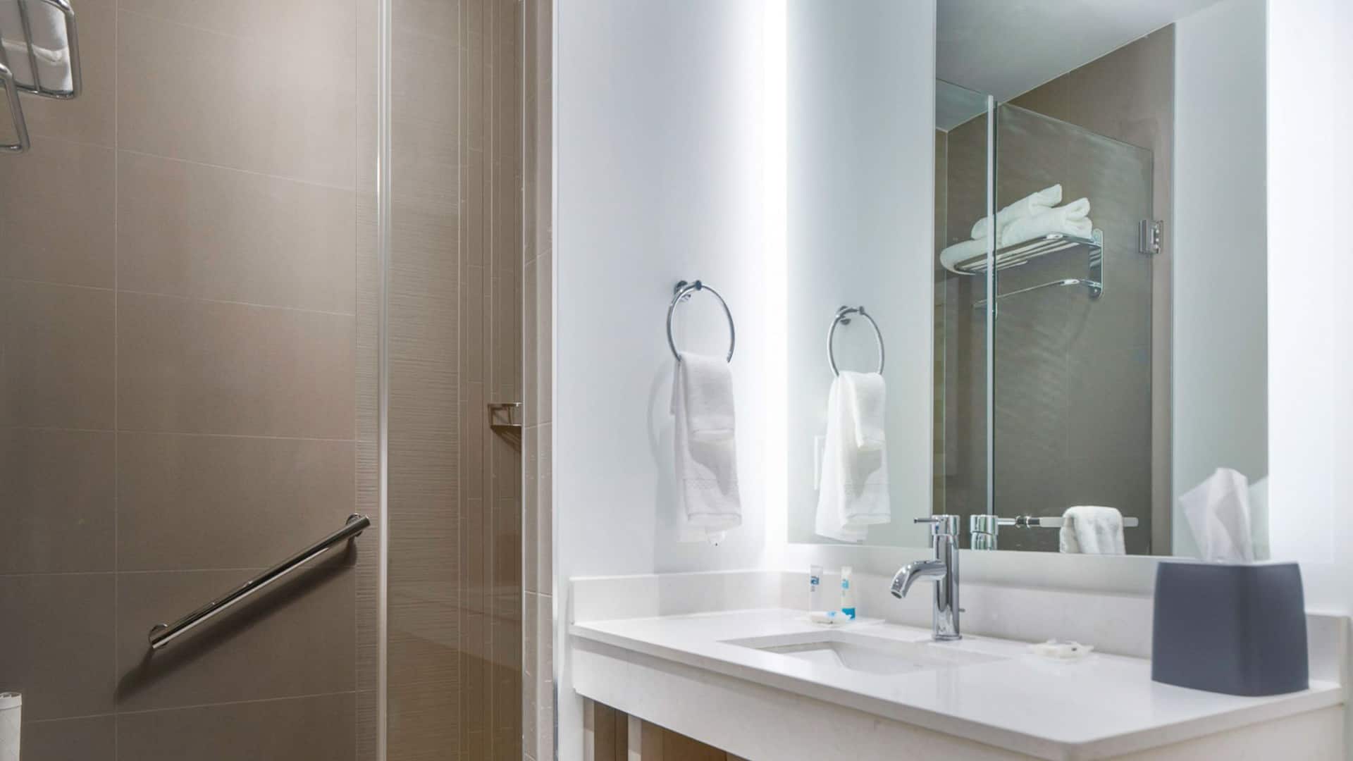 2 of 2 Hyatt House Allentown / Lehigh Valley Den Bathroom