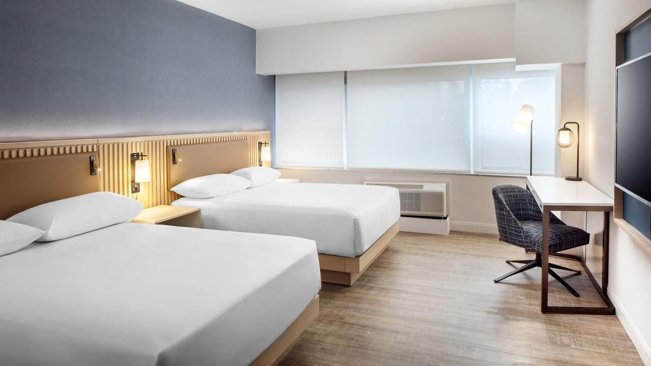 Ada Queen Room