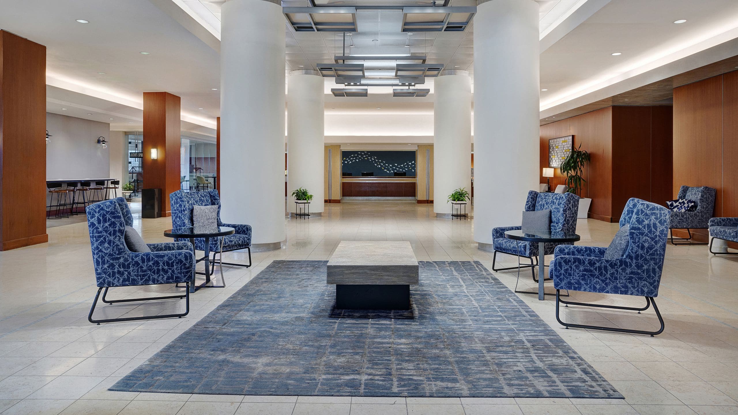 Hyatt Regency DFW International Airport Lobby Entrance Seating