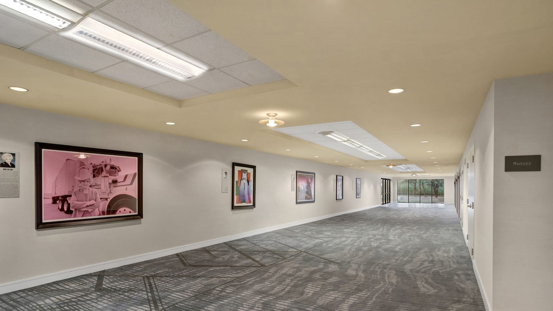 1 of 1 Hyatt Regency DFW International Airport Maverick Hallway