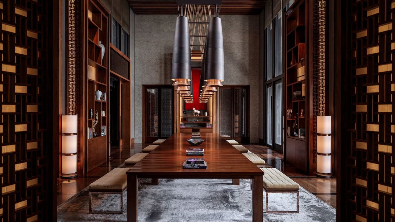 Park Hyatt Sanya Sunny Bay Resort Library
