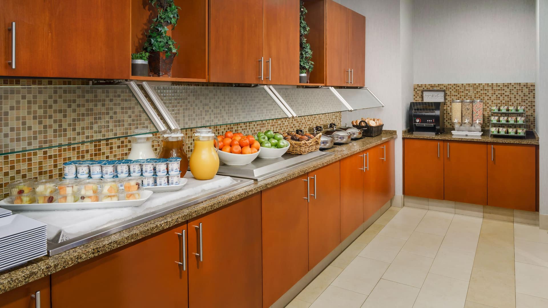 Hyatt House Fort Lauderdale Airport - South & Cruise Port Fllxd Breakfast Buffet