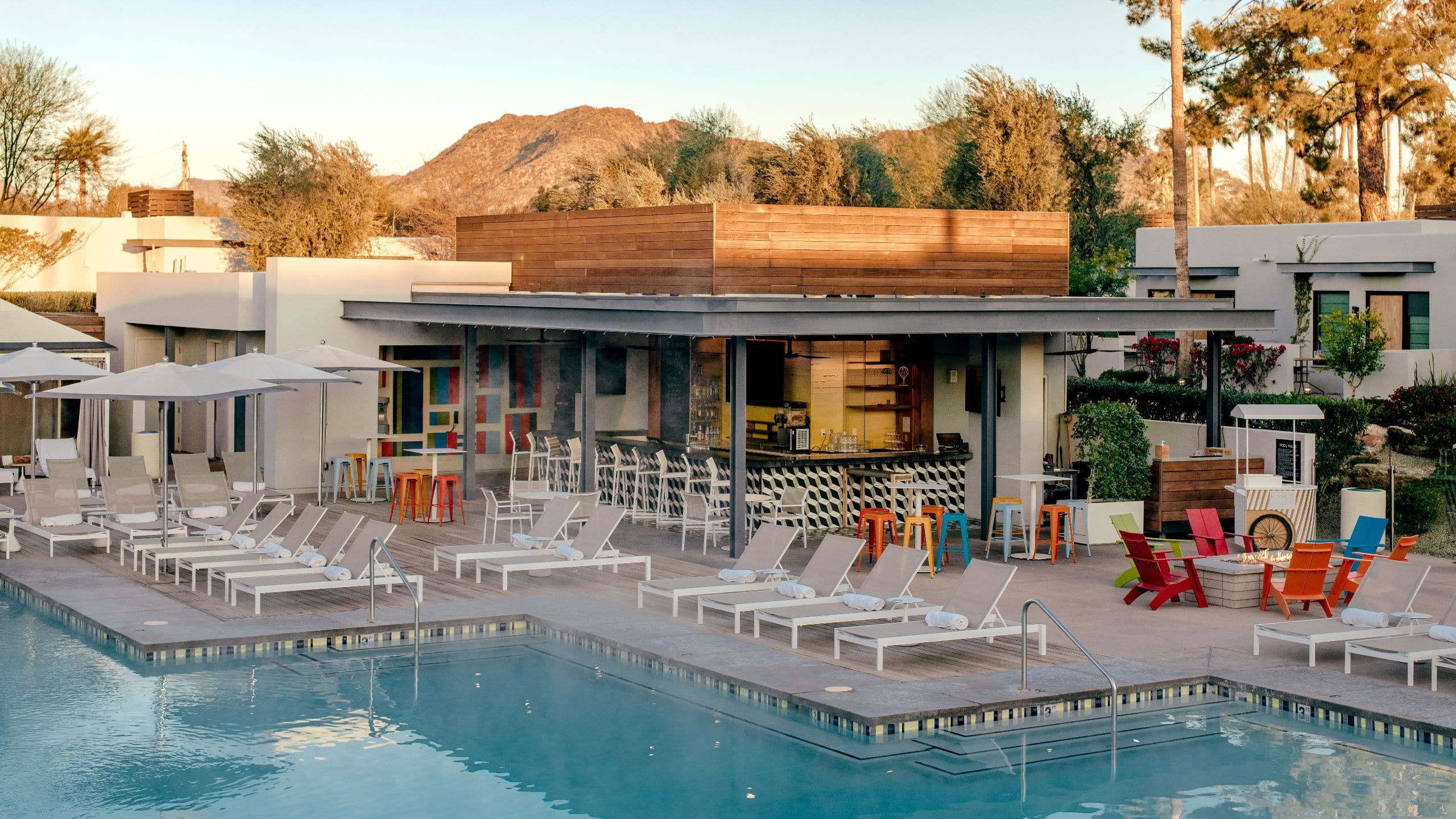 Andaz Scottsdale Resort & Bungalows Pool Bar