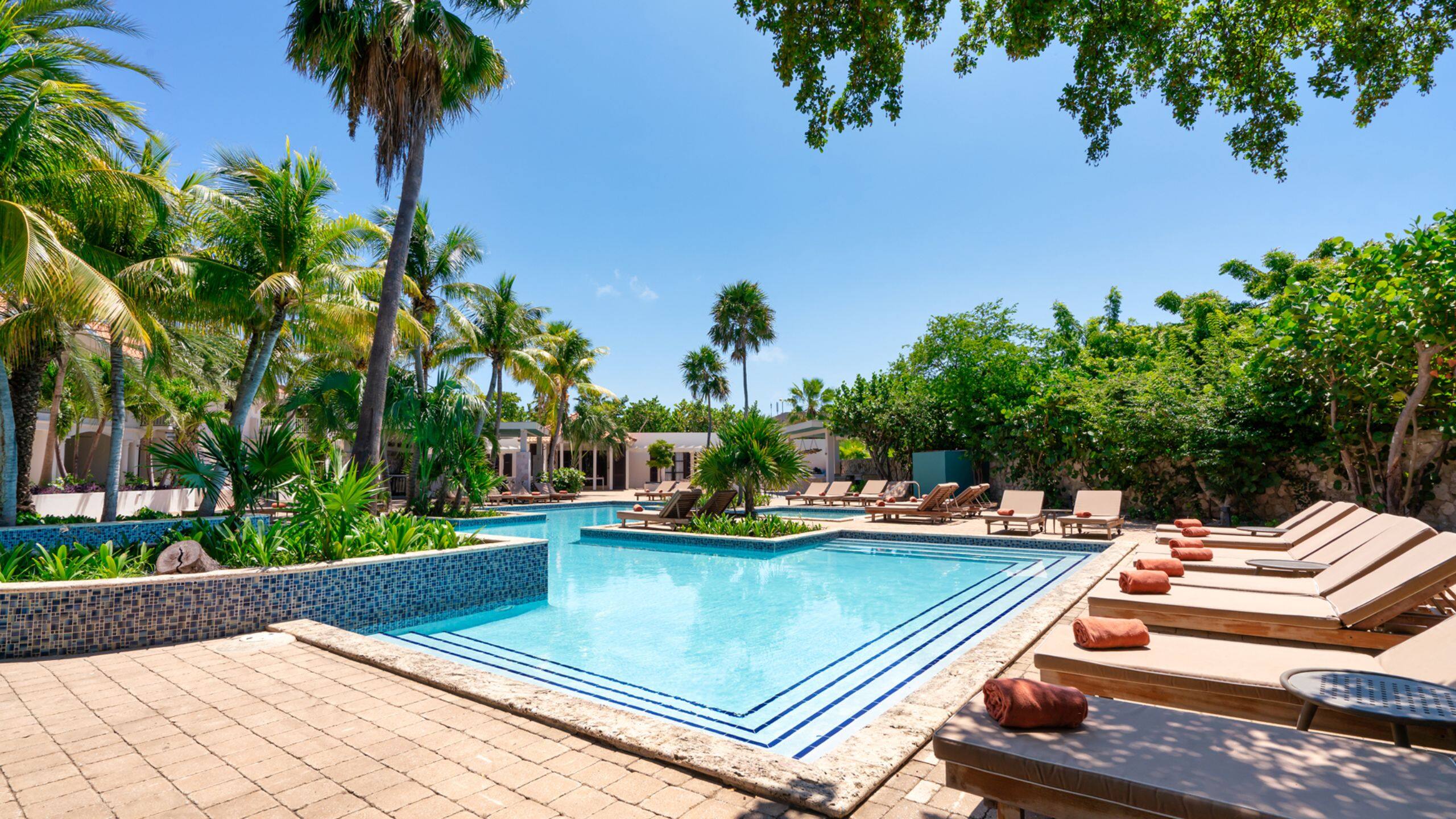 Luxury All inclusive Boutique Resort On Cura ao Zo try Cura ao Resort