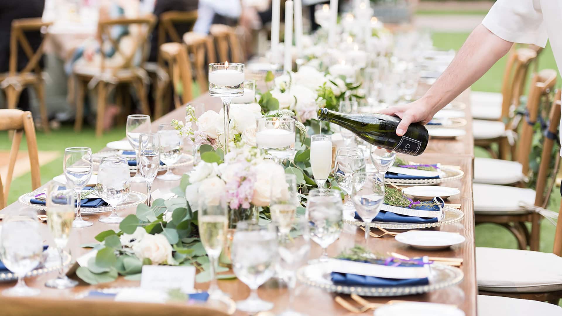 Hyatt Regency Scottsdale Resort & Spa at Gainey Ranch Lawn Court Wedding Reception