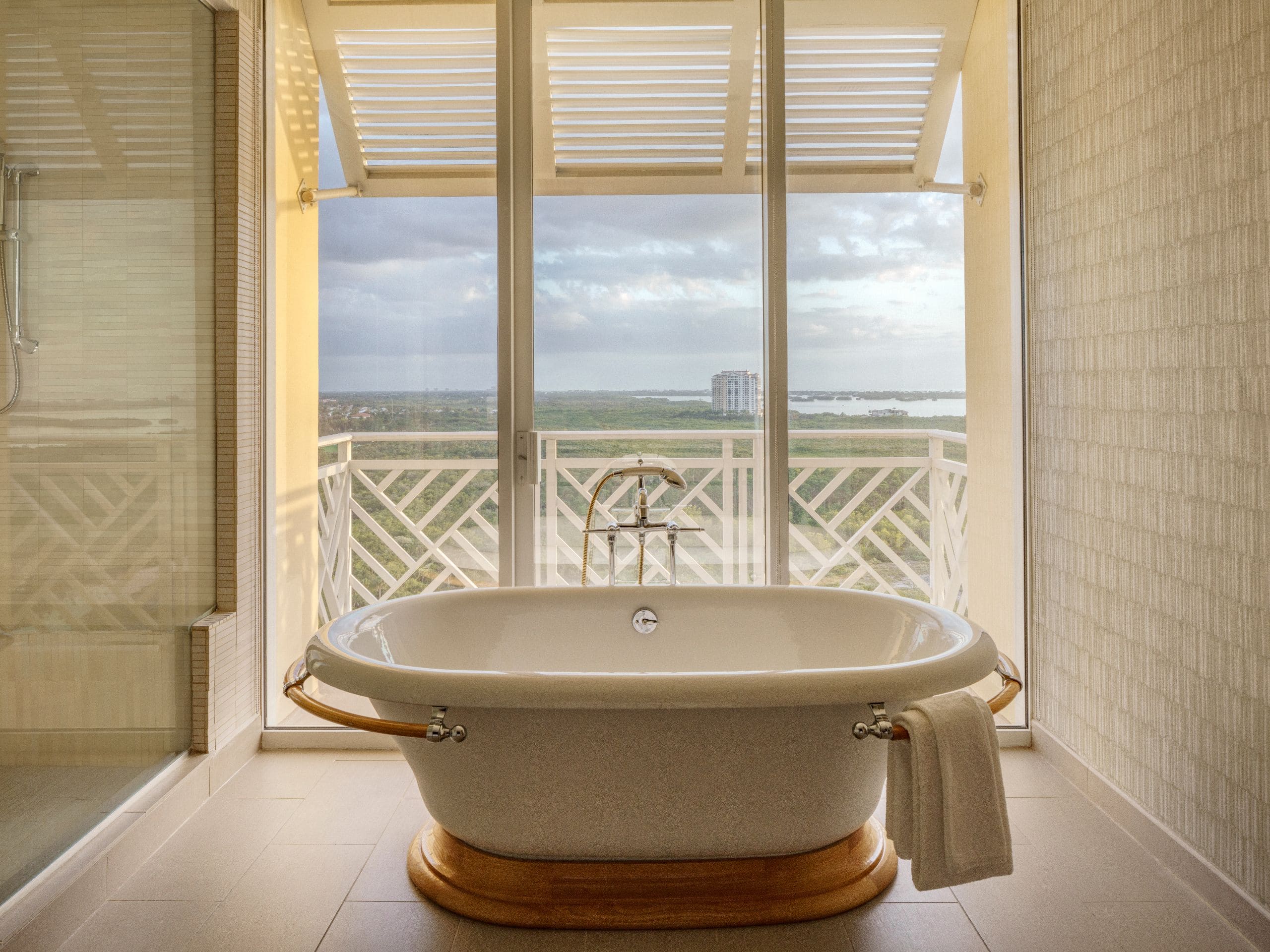 Regency Suite Bathroom Balcony