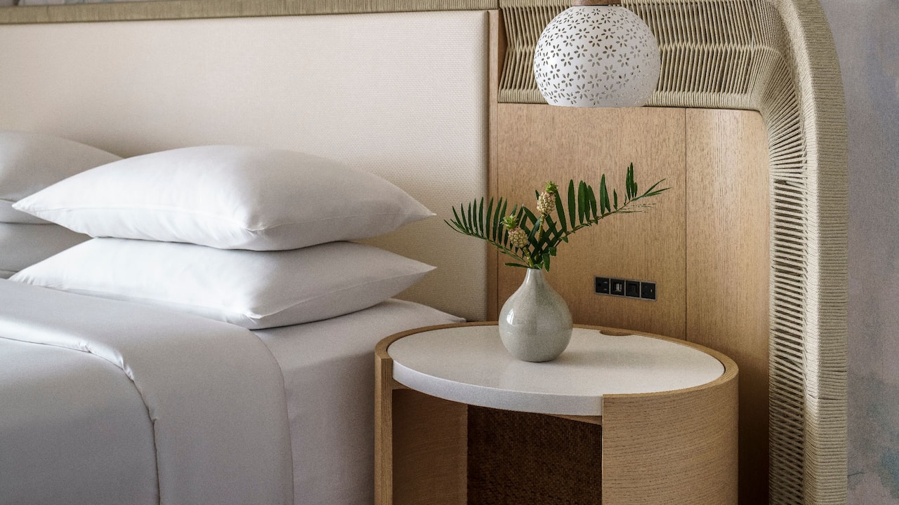 Regency Suite Bed Pillows Nightstand
