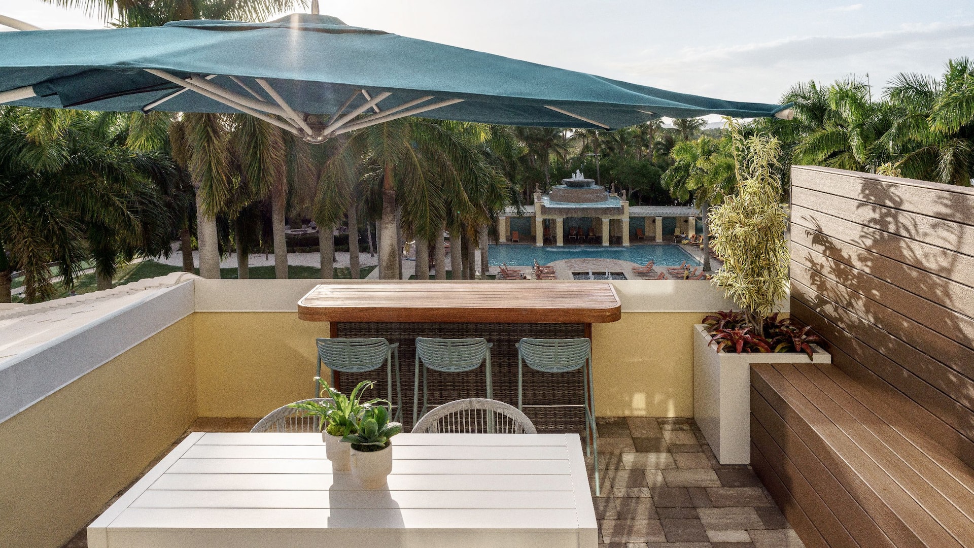 1/5 Hyatt Regency Coconut Point Resort and Spa King Patio Seating Umbrella