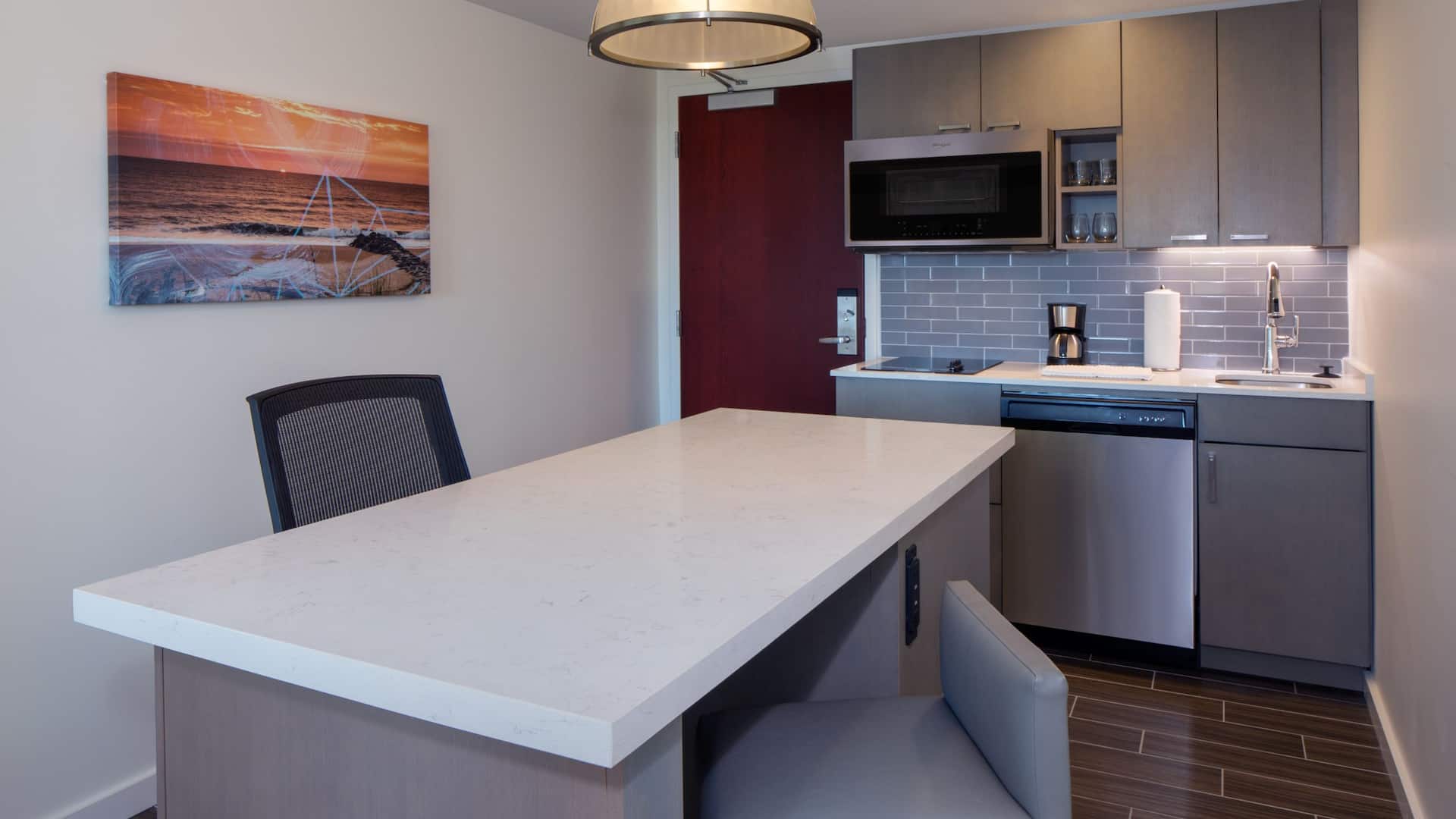 Hyatt House Lewes / Rehoboth Beach One Bedroom Kitchen Suite Dining Room