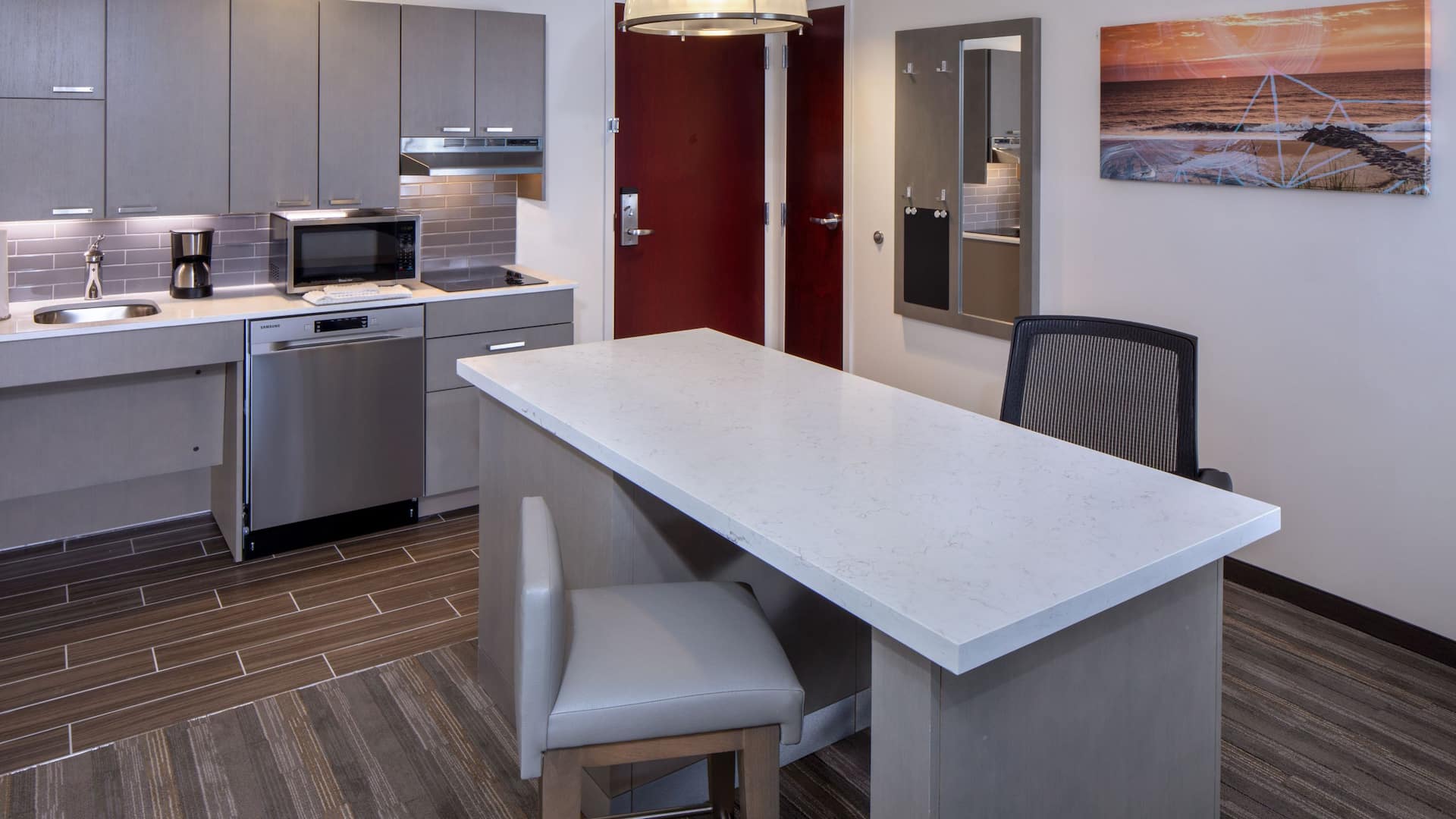 Hyatt House Lewes / Rehoboth Beach Accessible King Studio Kitchen