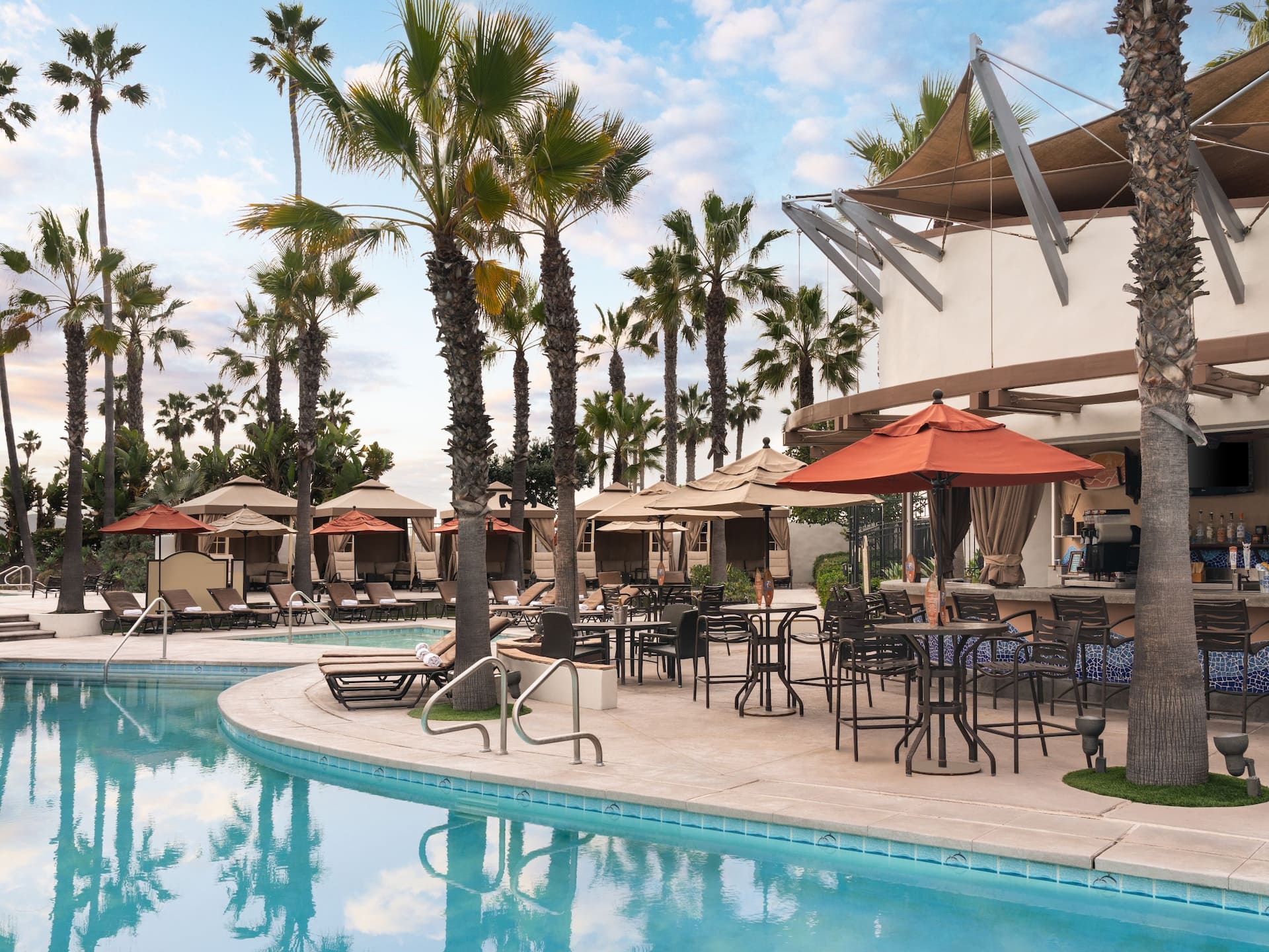 Hyatt Regency Huntington Beach Resort and Spa Slyders Grill Poolside