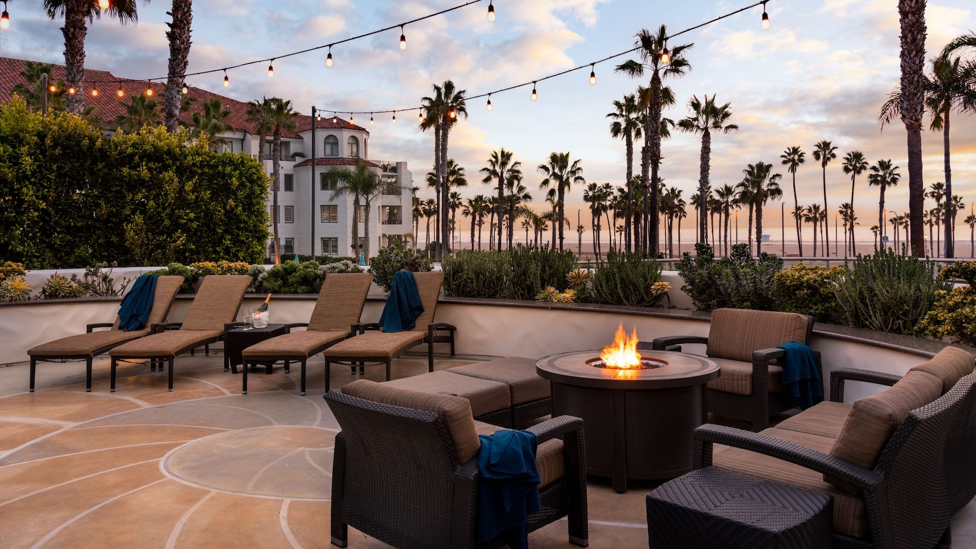 Hyatt Regency Huntington Beach Resort and Spa Nautilus Deck Firepit Dusk