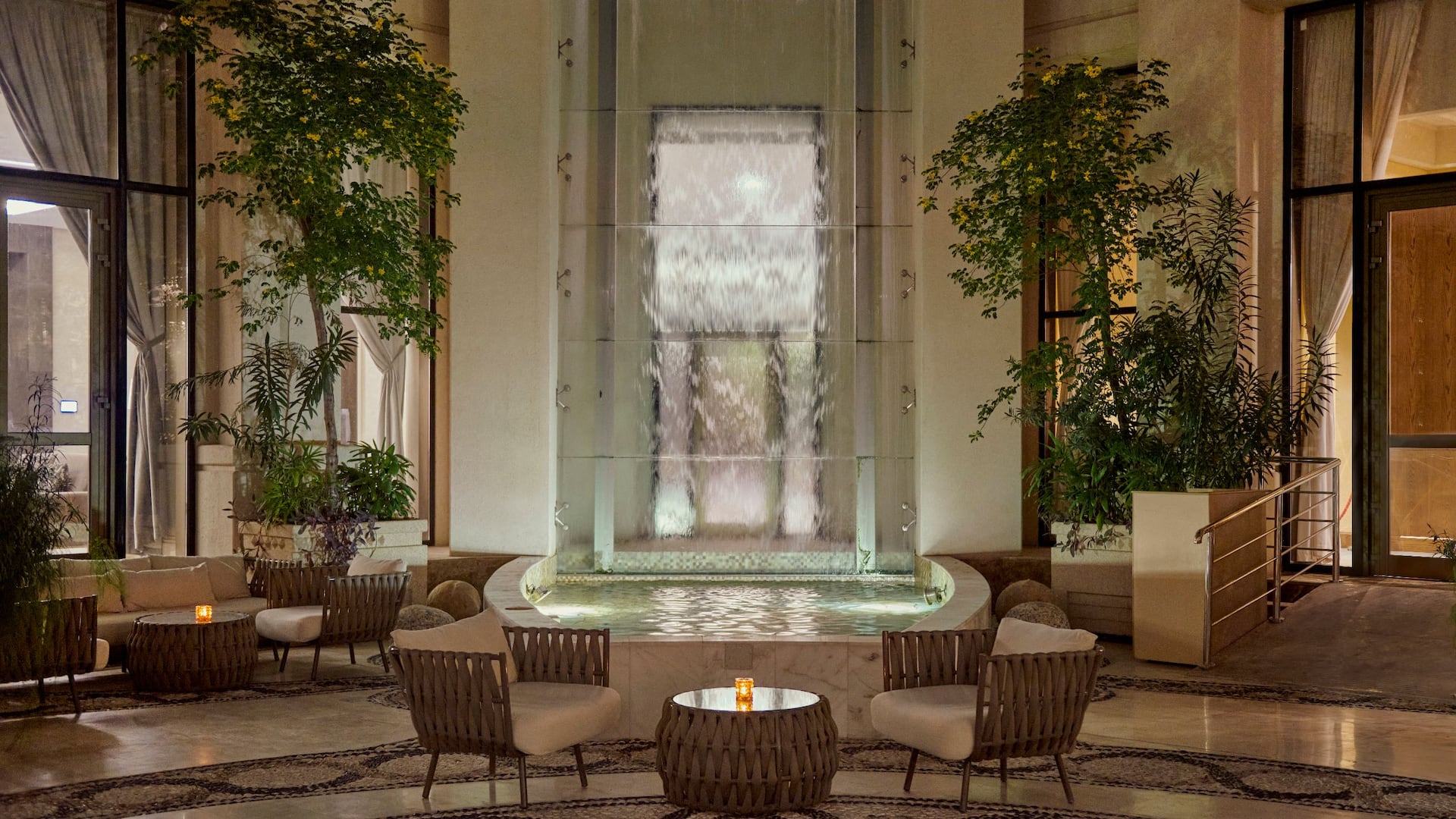 Grand Hyatt Al Khobar Hotel and Residences Courtyard Fountain