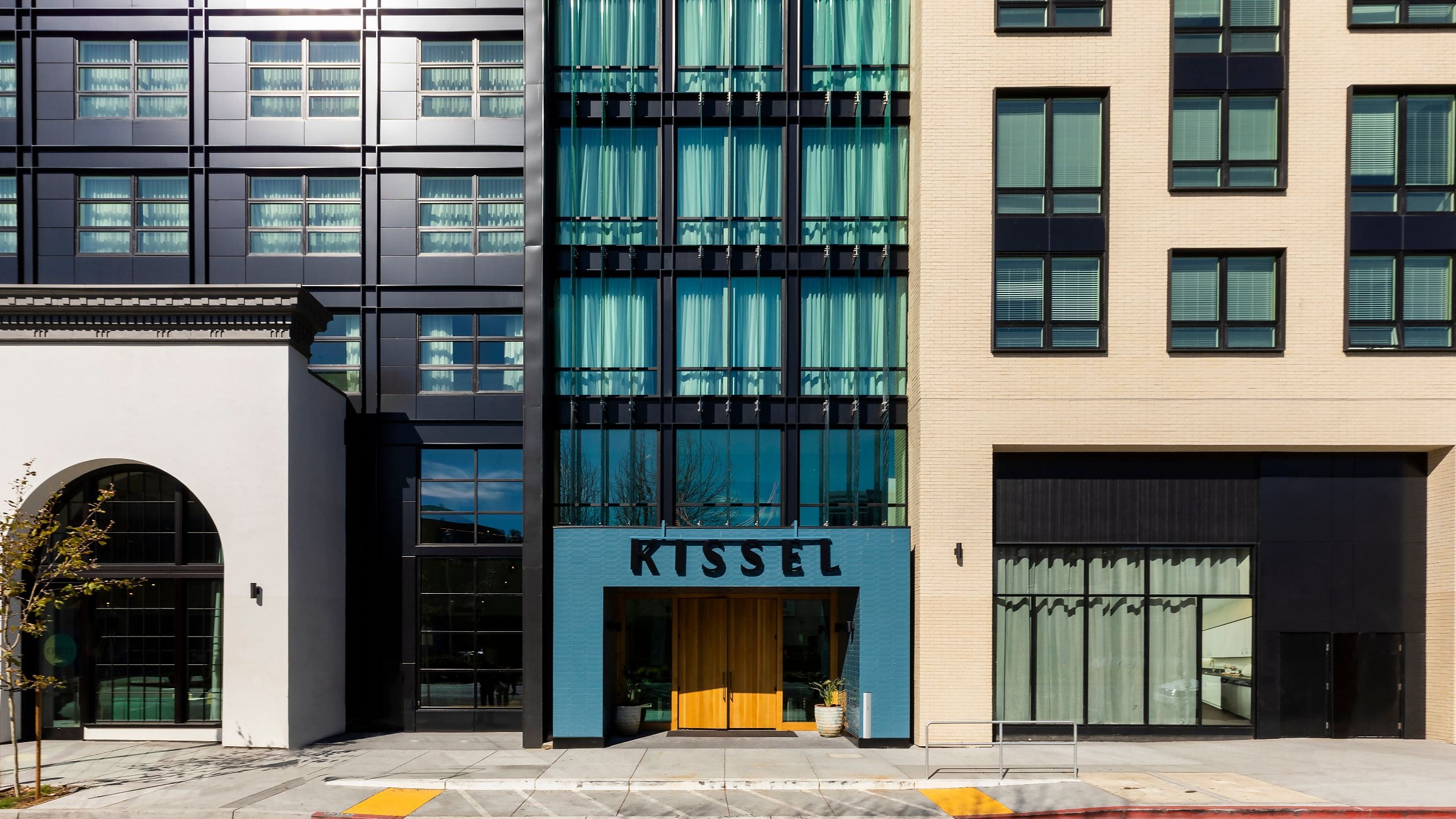 Kissel Uptown Oakland Exterior Day Entrance