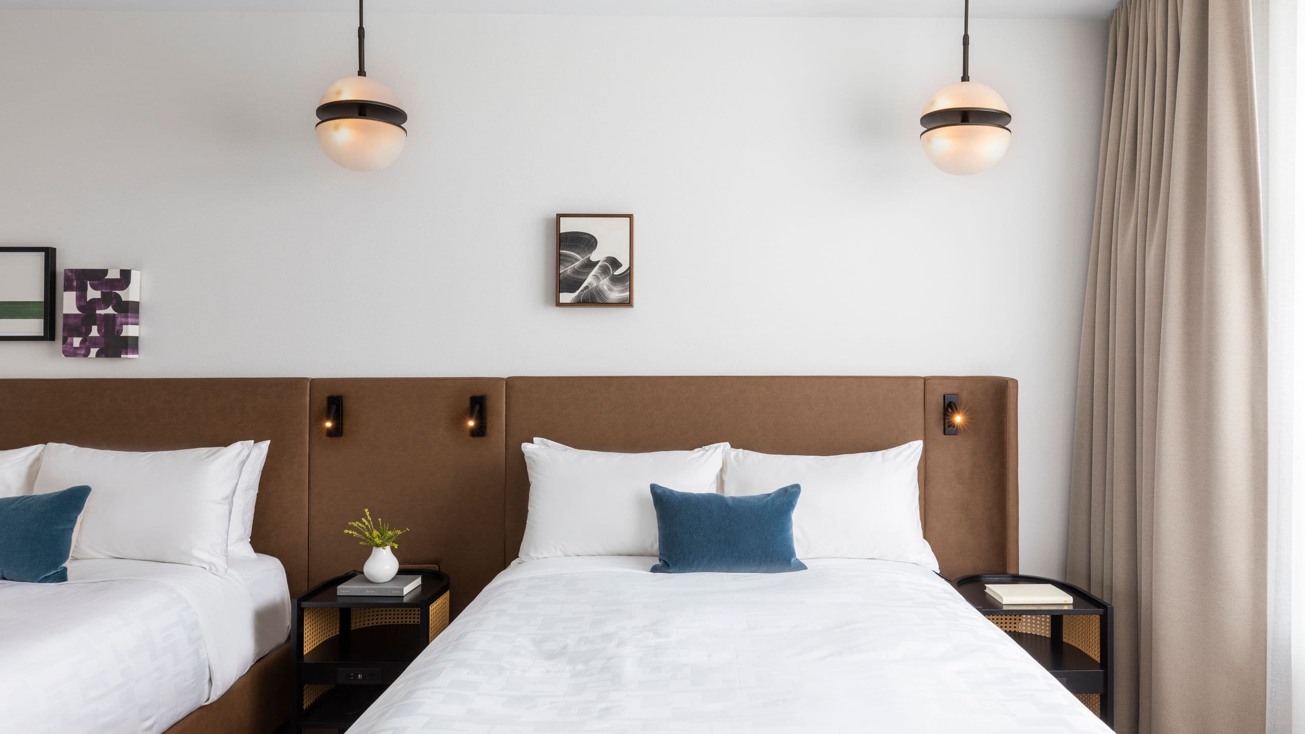 Kissel Uptown Oakland Uptown Double Queen Beds