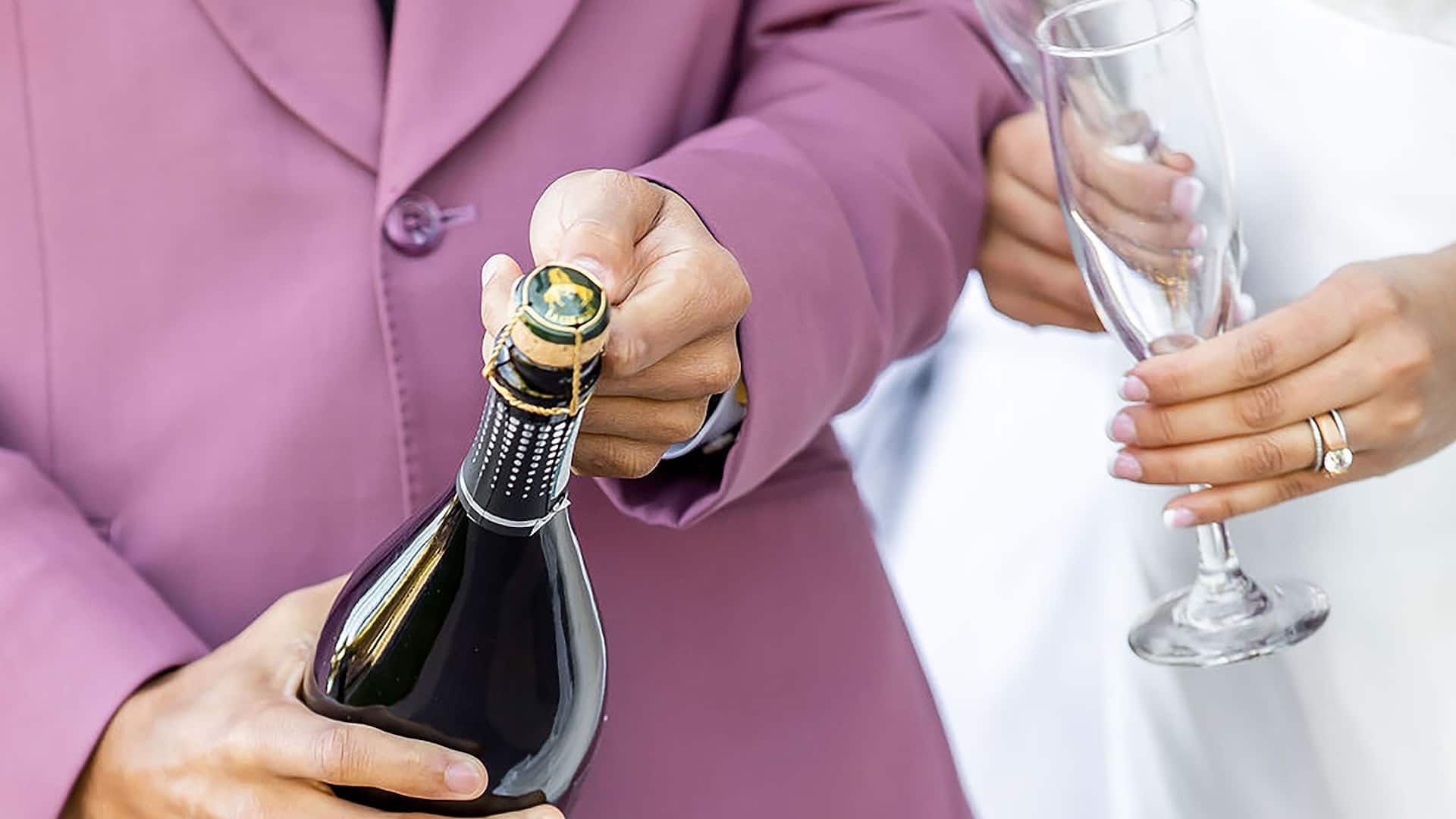 Hyatt Regency Scottsdale Resort & Spa at Gainey Ranch Desert Garden Bride And Groom Champagne