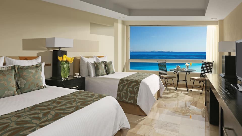 Deluxe doble con vista parcial al mar