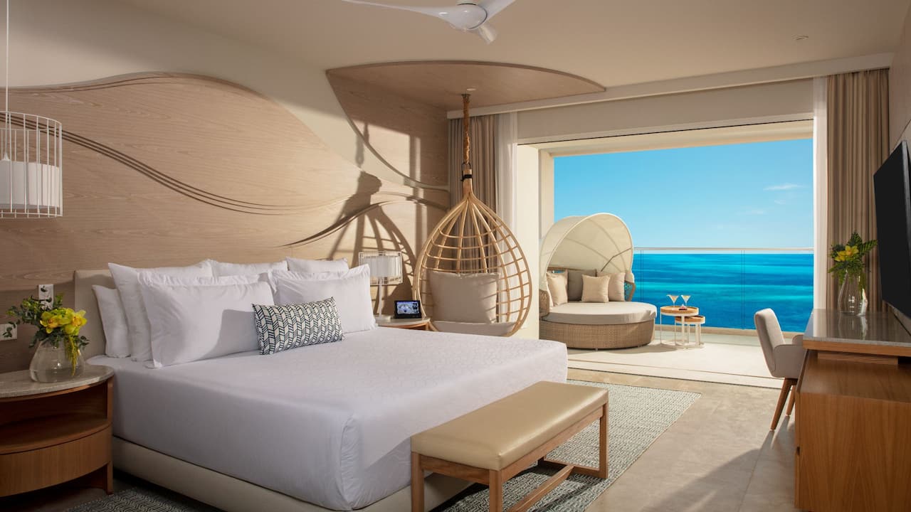 Xhale Club Master Suite Ocean Front King