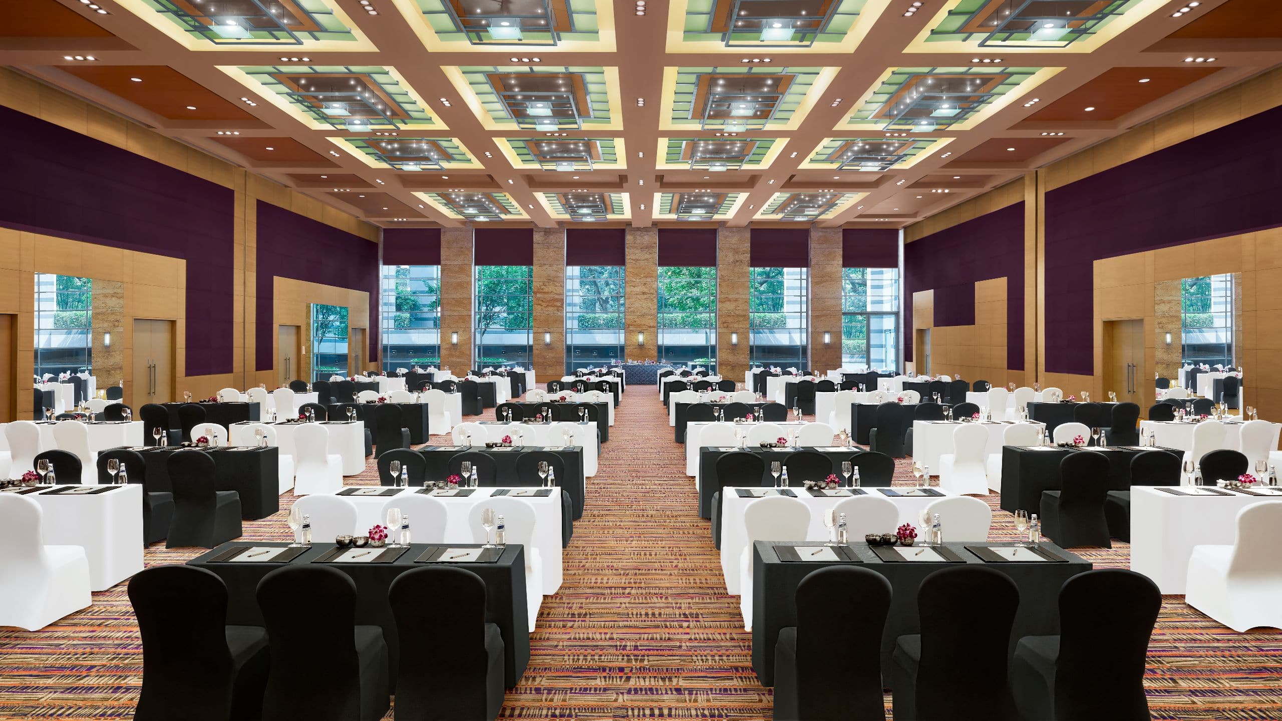 Grand Hyatt Mumbai Hotel & Residences Ballroom Classroom Tables Chairs