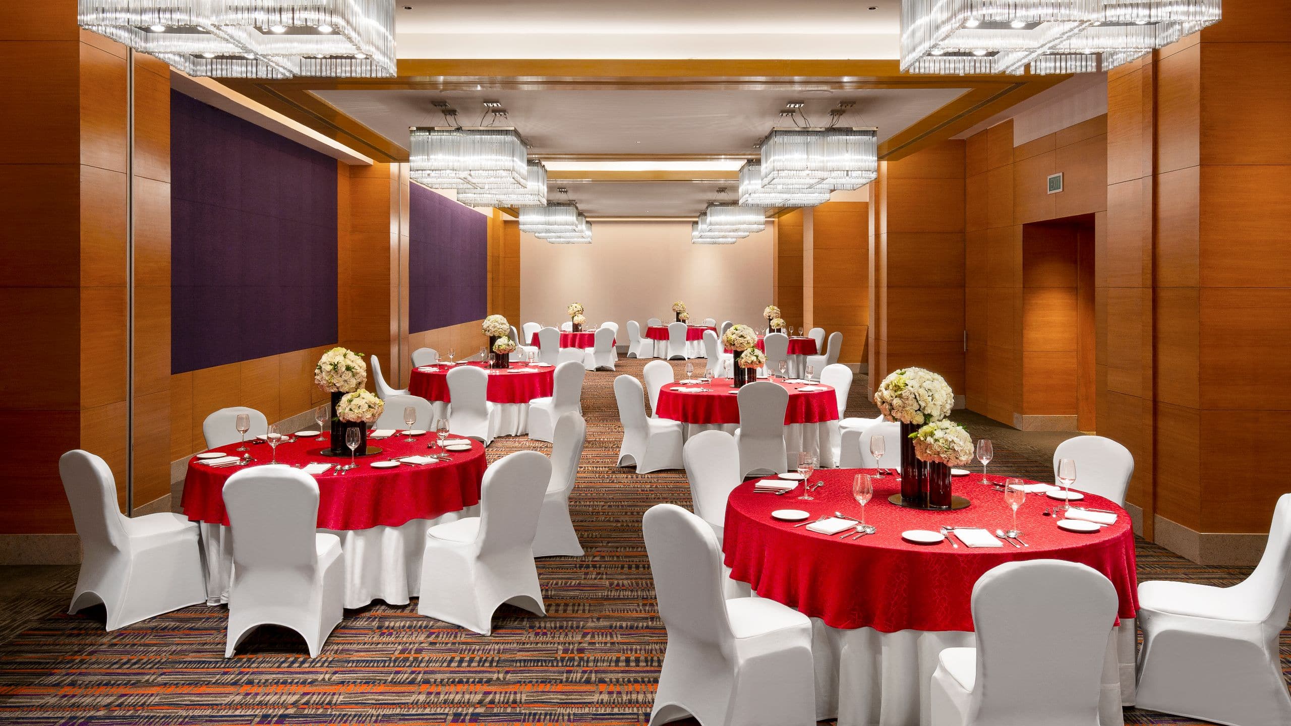 Grand Hyatt Mumbai Hotel & Residences Grand Salon Conference Tables