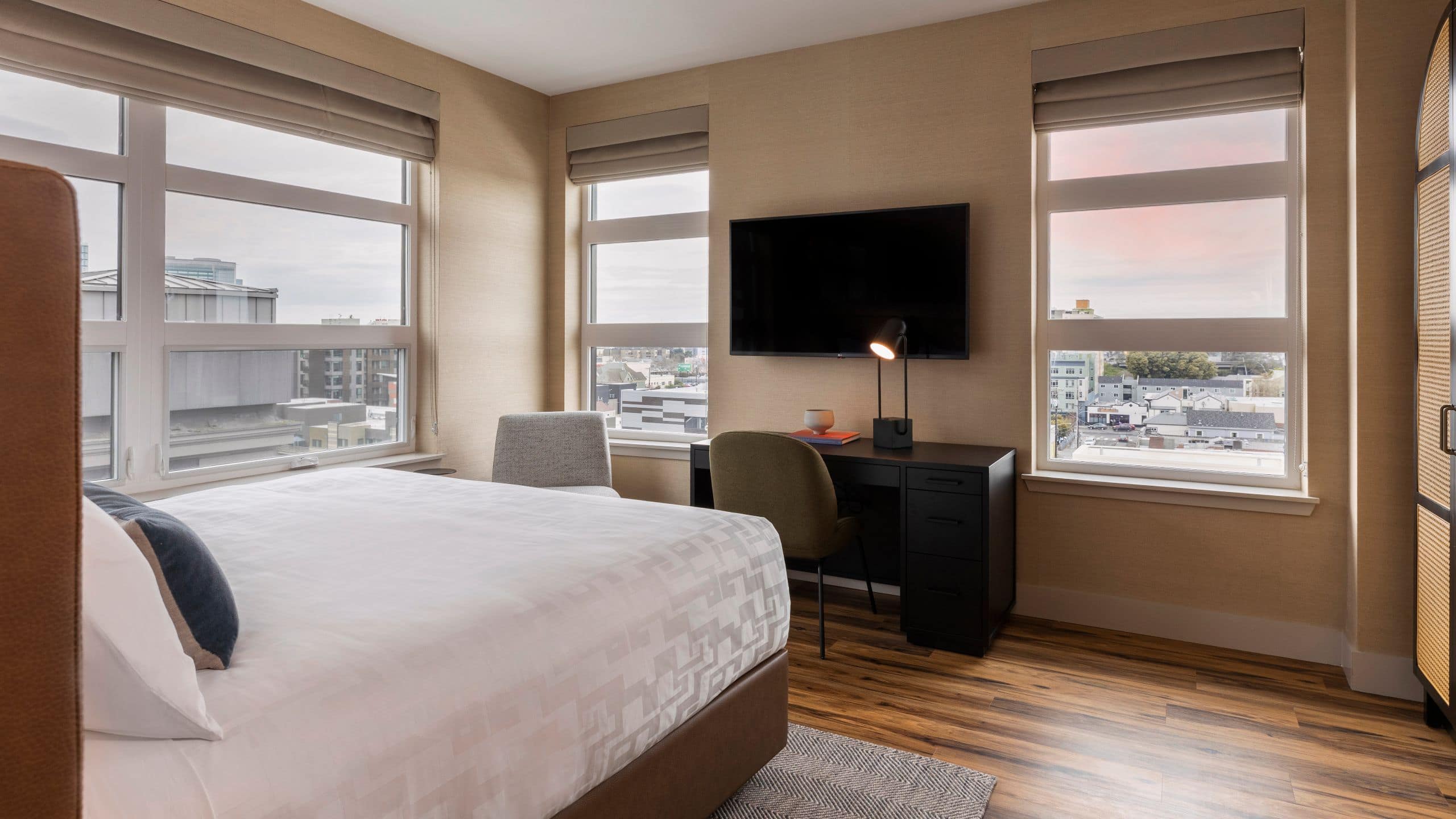 Kissel Uptown Oakland Signature Suite Bedroom Bay