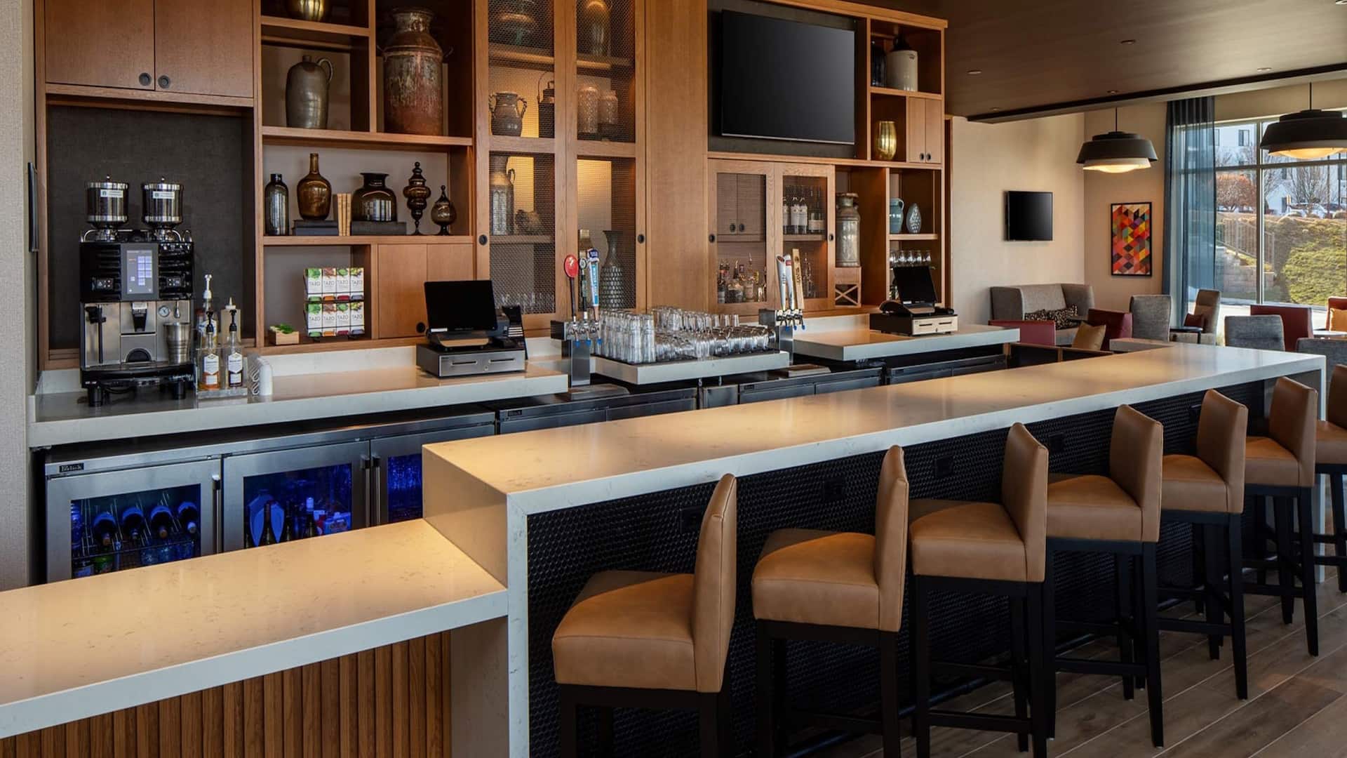 Hyatt Place Harrisonburg Placery Bar