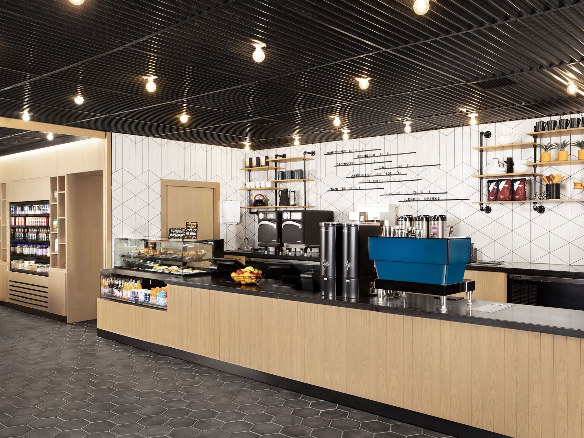 Hyatt Regency Boston / Cambridge Paperback Provisions Coffee Bar
