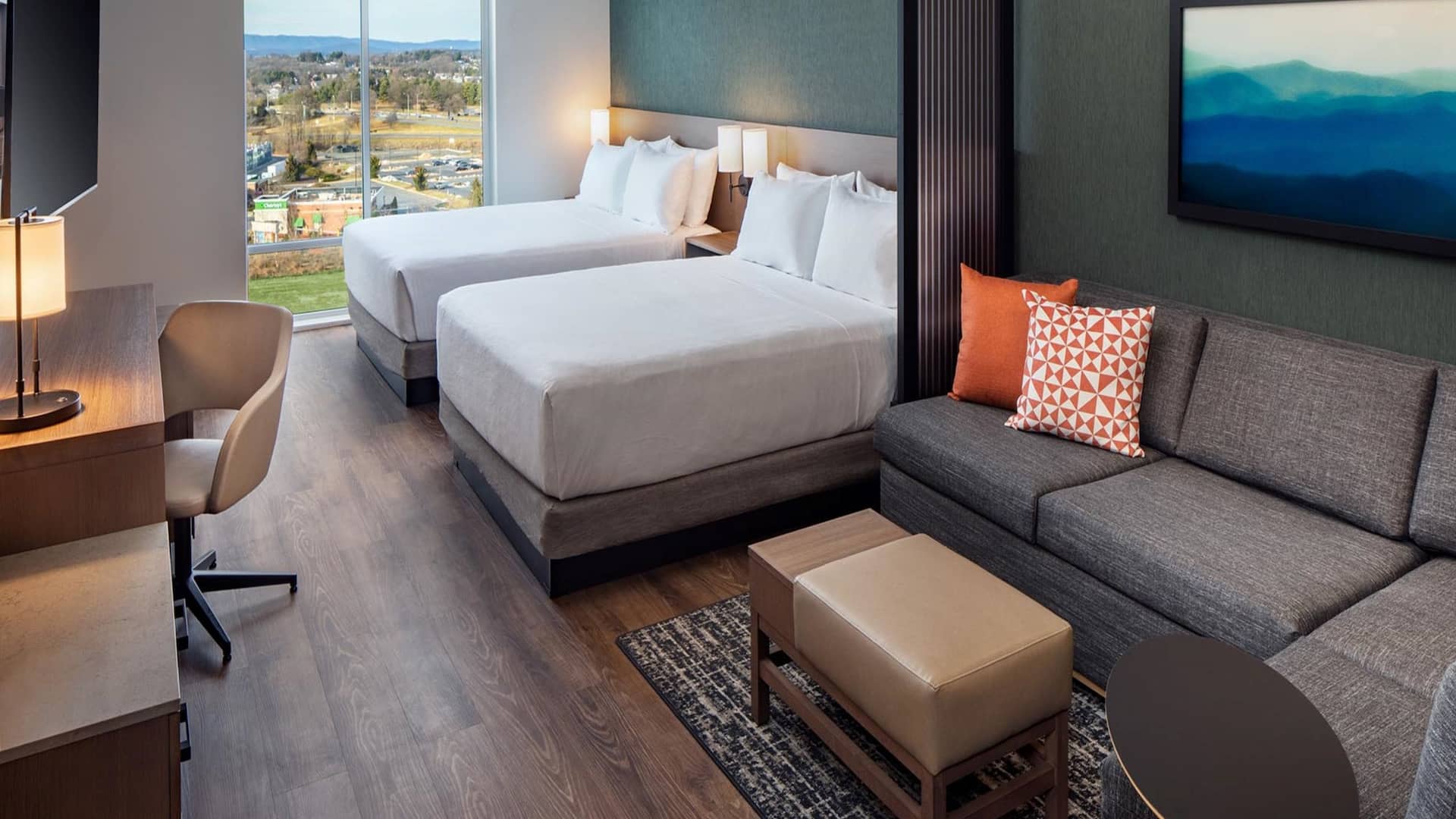 Hyatt Place Harrisonburg Double Queen High Guestroom Seating Area