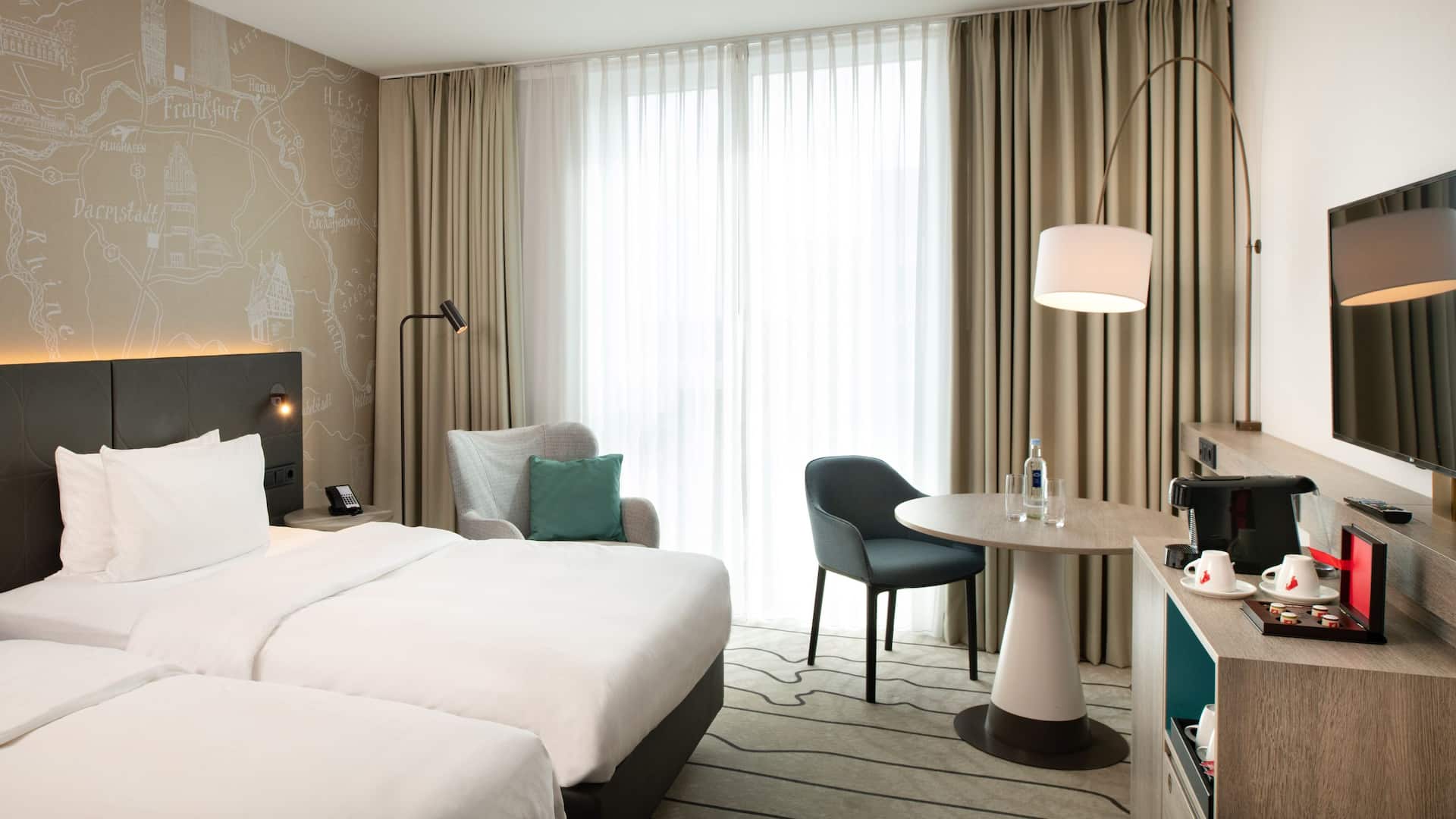 2 из 2 Hyatt Place Frankfurt Airport Deluxe Twin Room