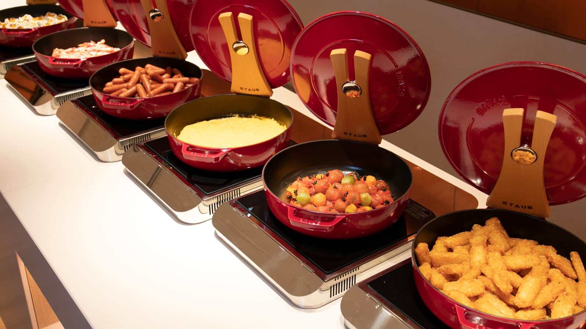 Hyatt Place Kyoto The Kitchen Hot Meal Buffet