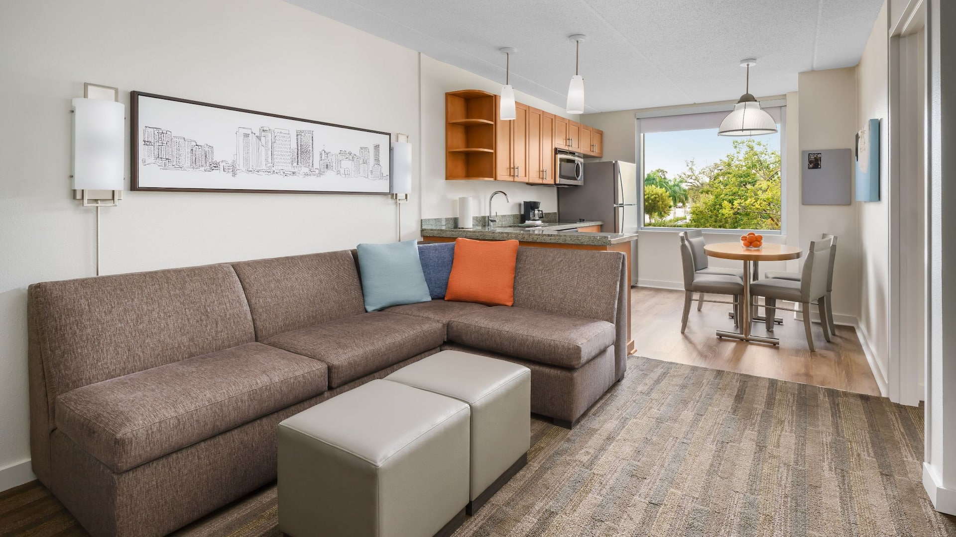 Hyatt House Fort Lauderdale Airport - South & Cruise Port One Bedroom King Living Room