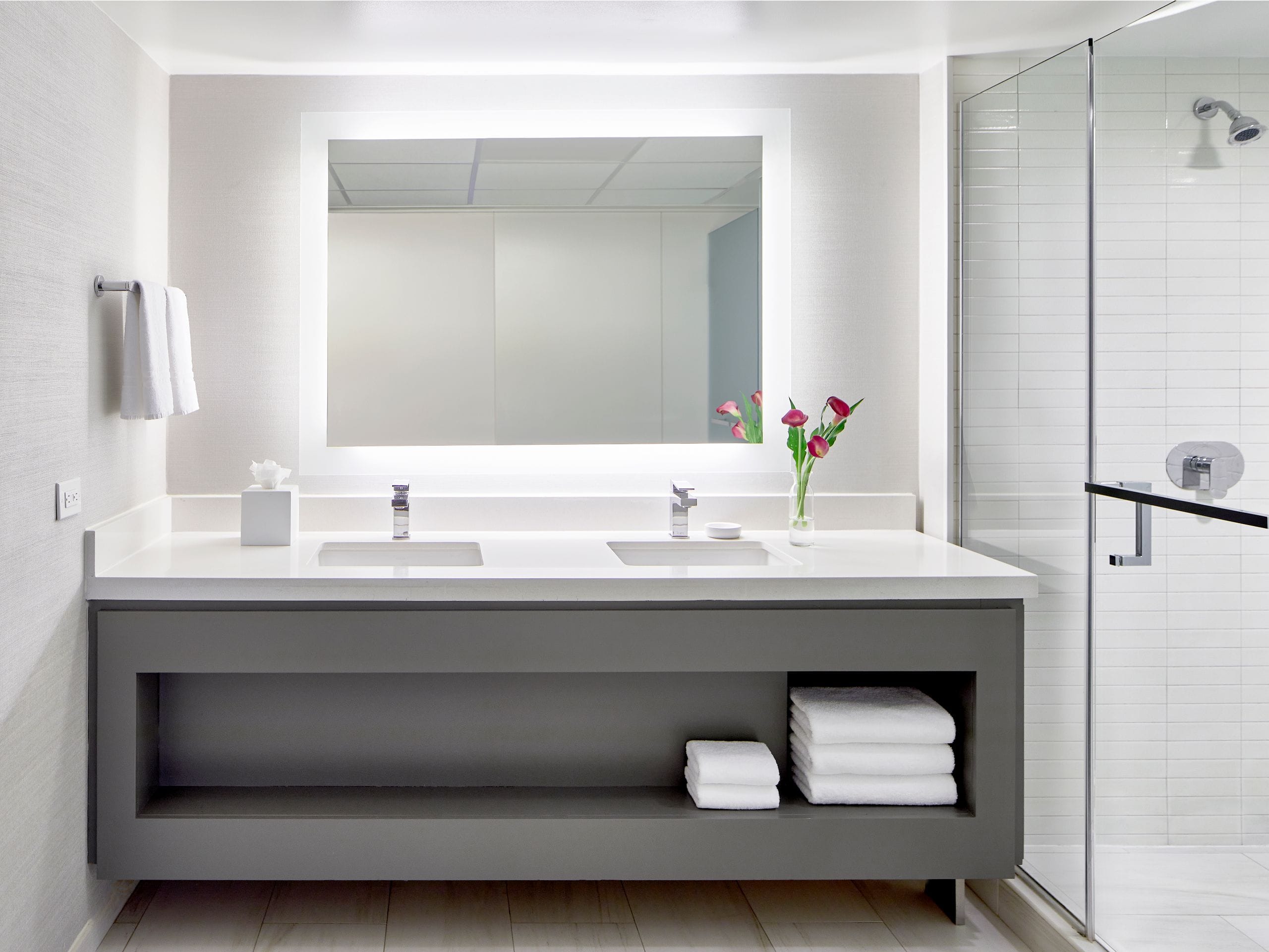 San Francisco Suite Bathroom