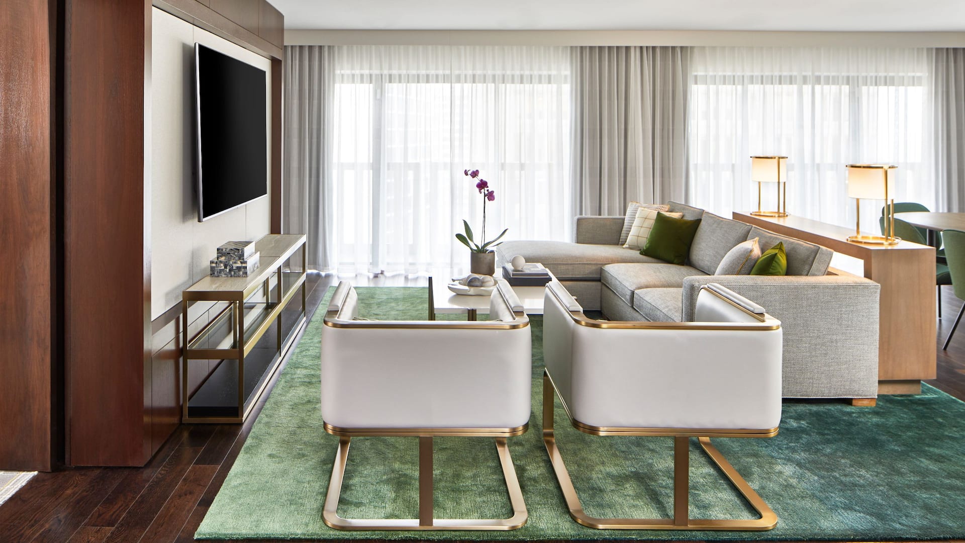 6 из 10 Hyatt Regency Atlanta San Francisco Suite Living Room