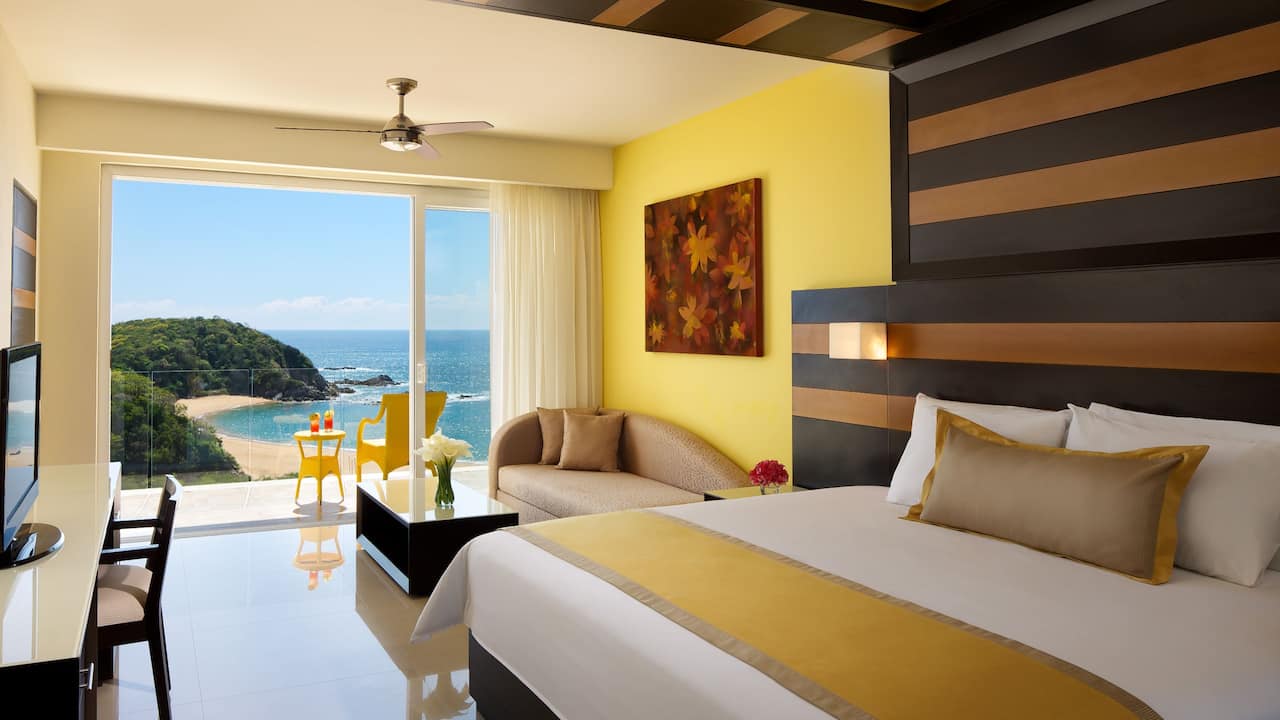 Secrets Huatulco Resort & Spa Junior Suite Oceanfront