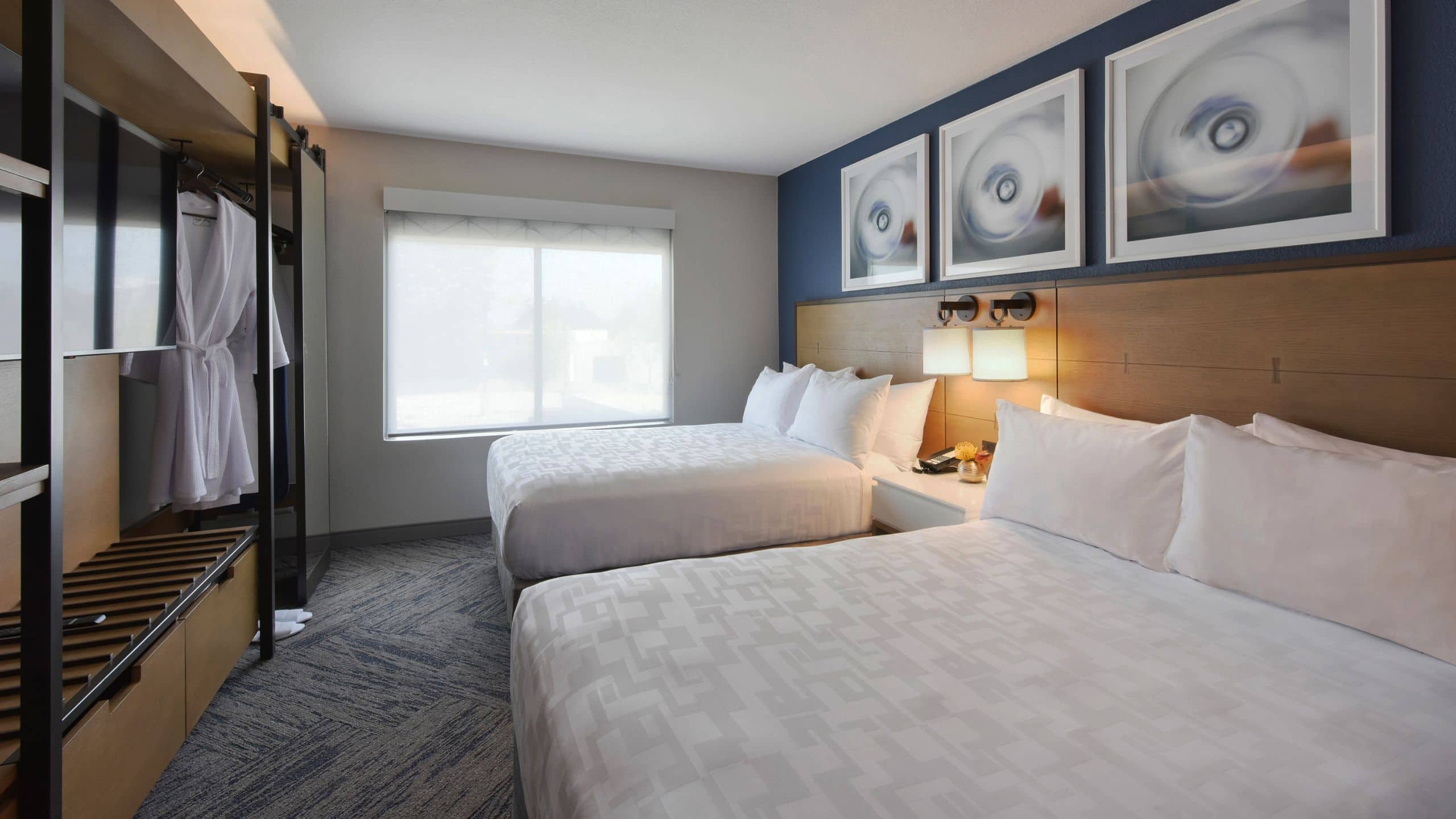 1/1 Hyatt Centric Santa Clara Silicon Valley Two Beds Guestroom