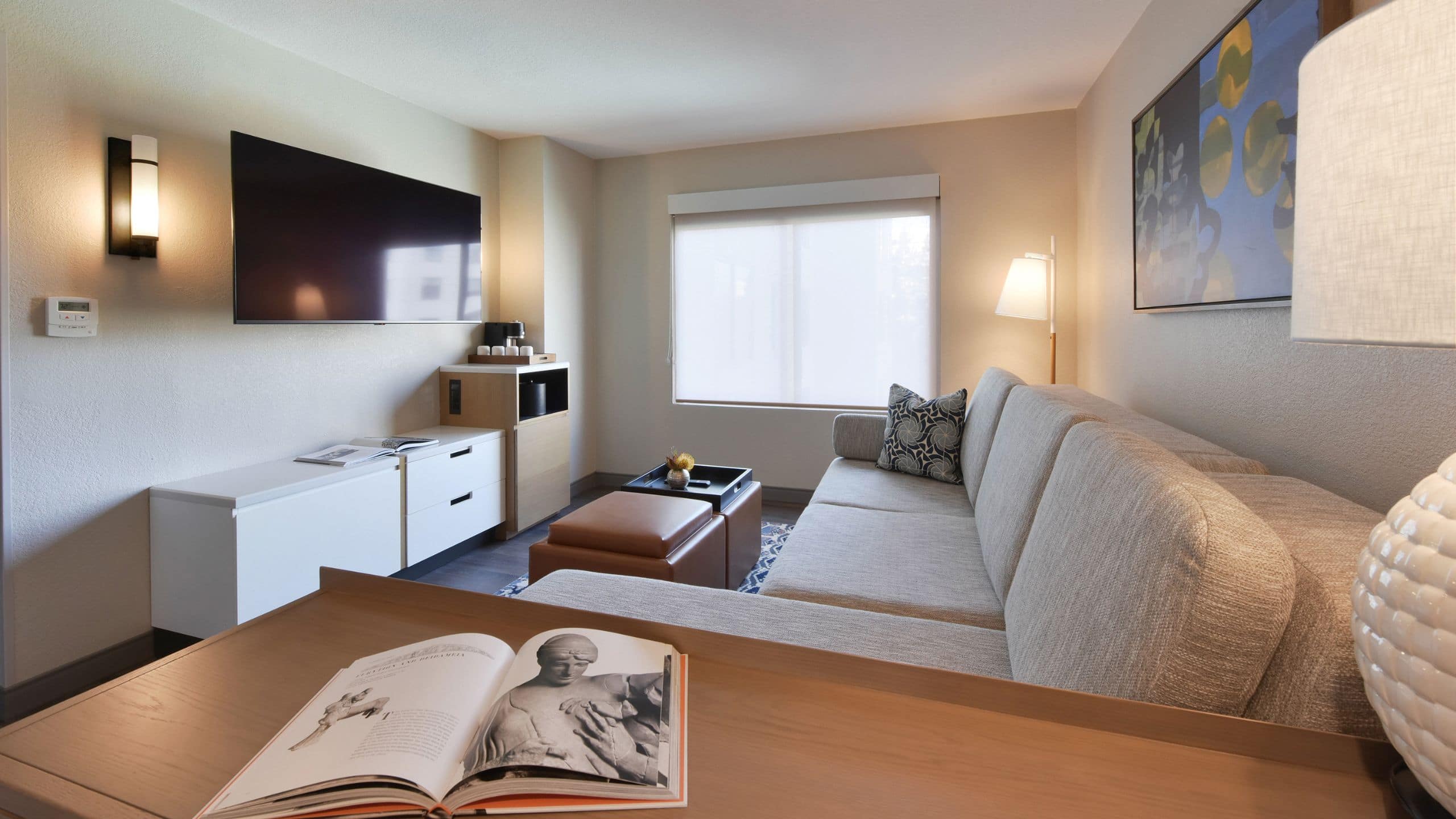 Hyatt Centric Santa Clara Silicon Valley Guestroom Living Area