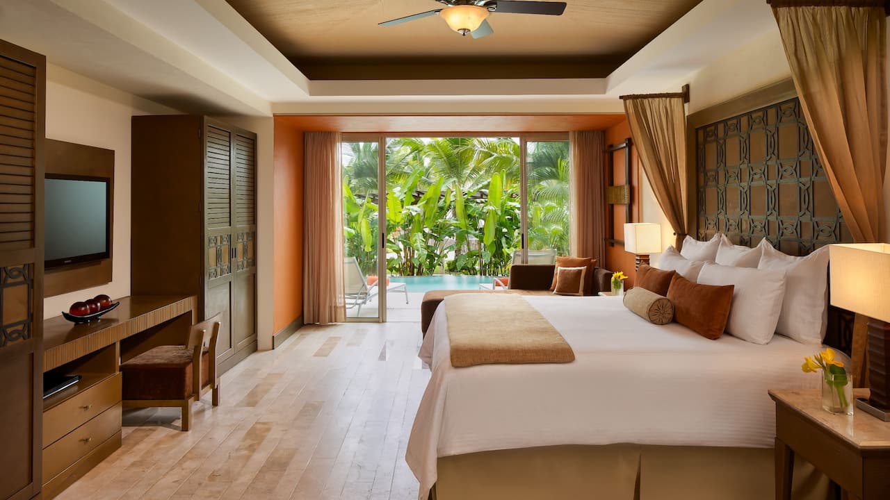 Preferred Club Junior Suite Swim Out King