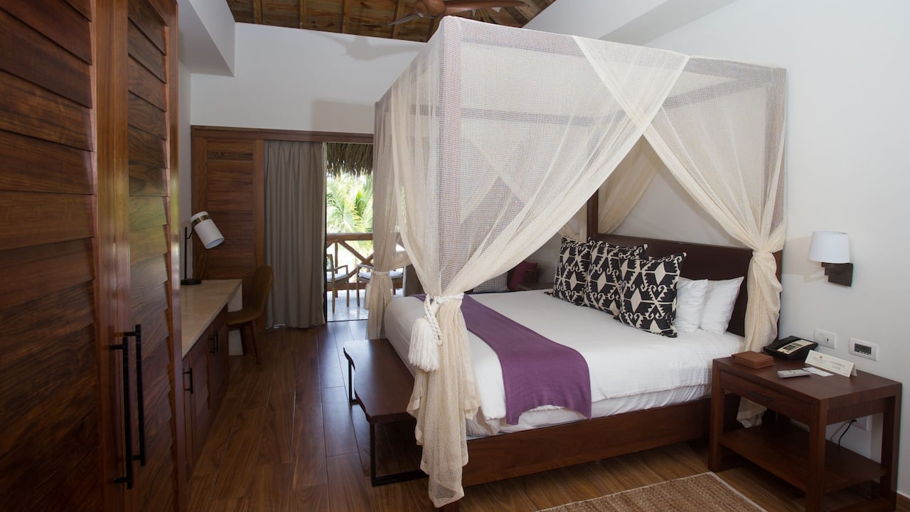 Preferred Club Bungalow Suite Pool View King
