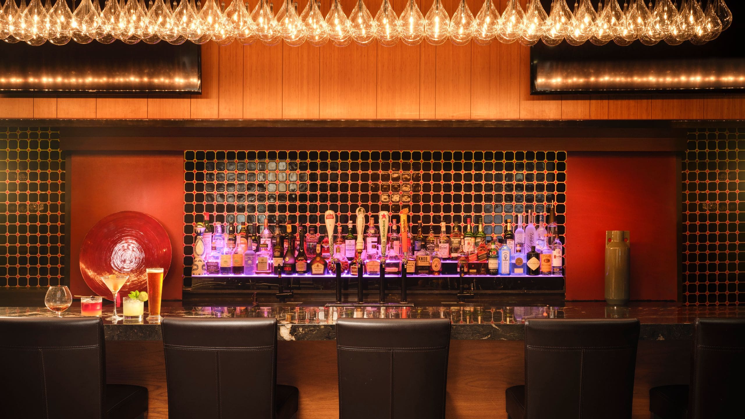 Hyatt Centric Wall Street New York Bar Drinks Counter Stools