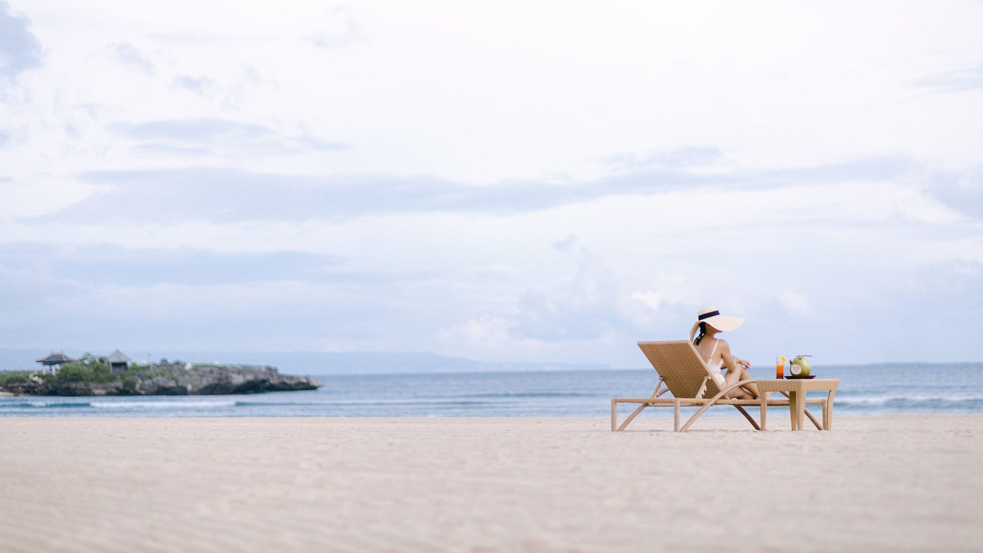 Grand Hyatt Bali Woman Beach Chair