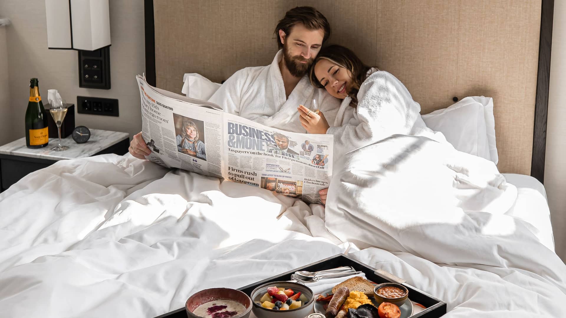 Great Scotland Yard Hotel Couple In Bed