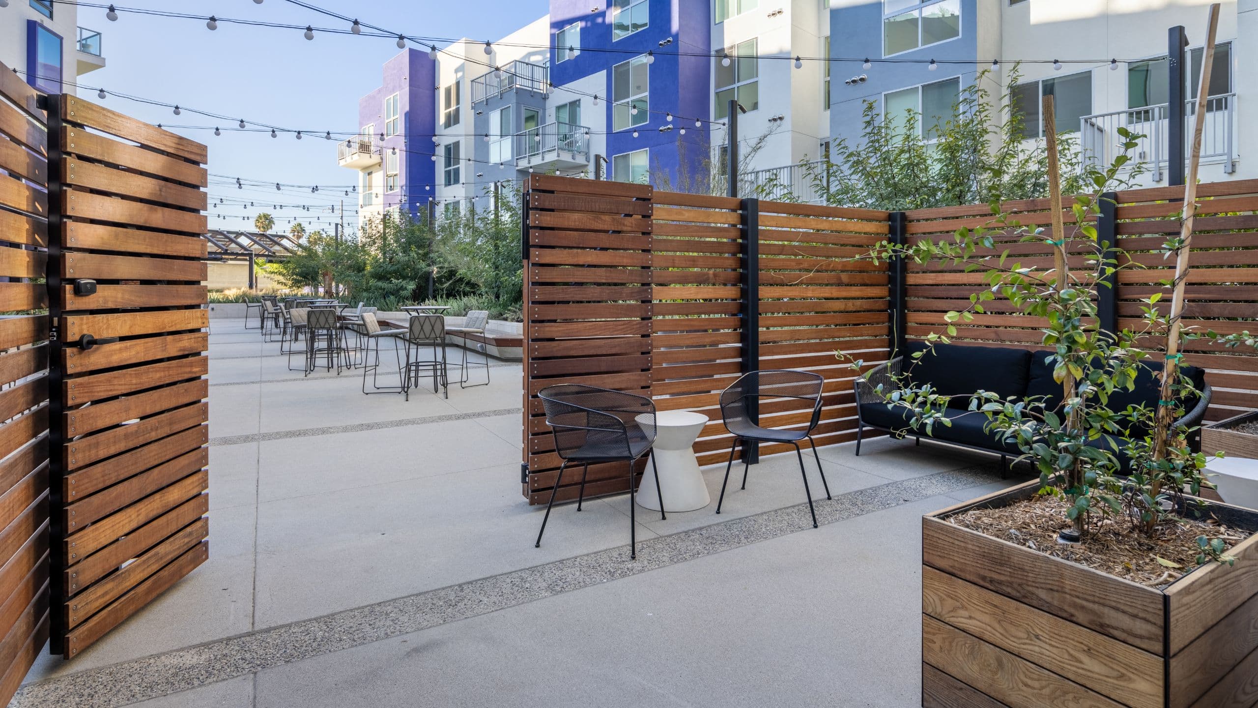 4 von 5 The Shay Ada King Suite Patio