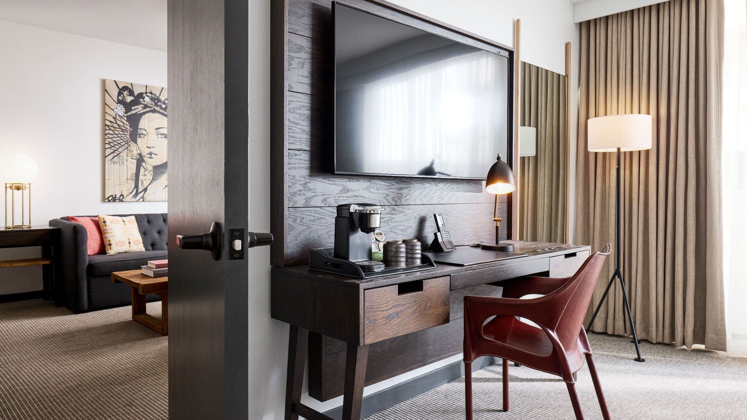 Hotel Kabuki One Bedroom King Suite Desk