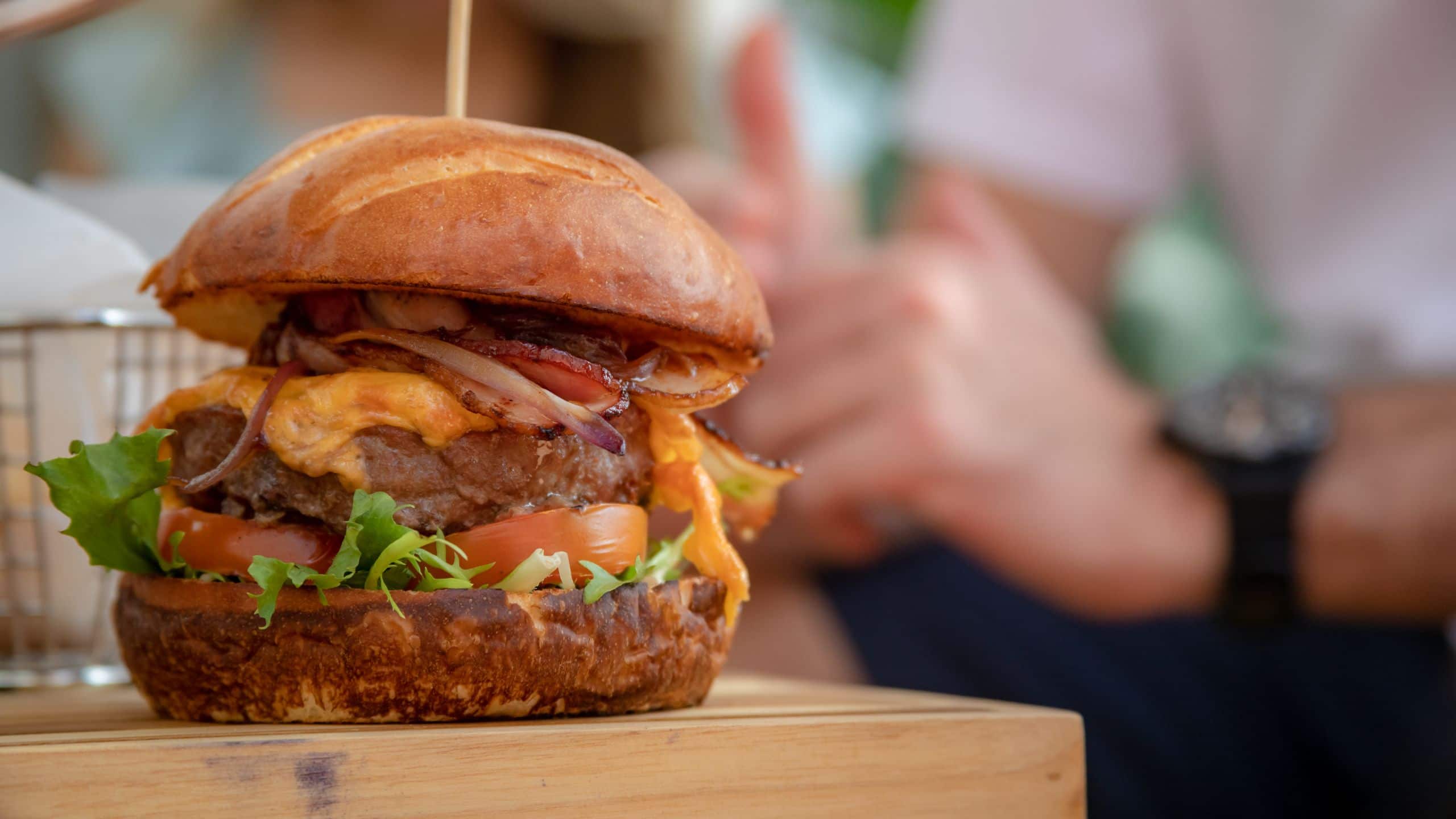 Hyatt Centric San Salvador Cheeseburger Lettuce Tomato