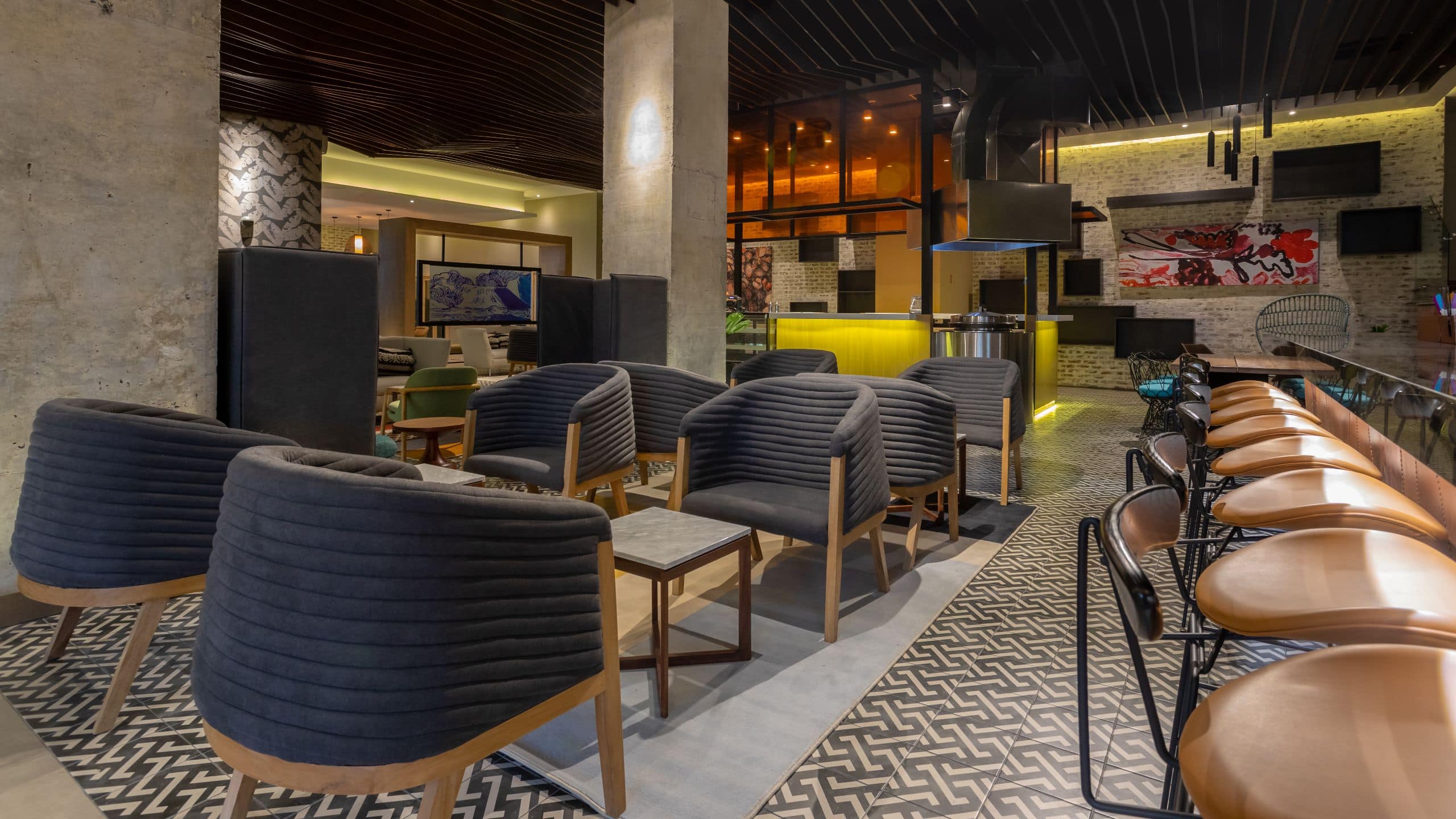 3 of 3 Hyatt Centric San Salvador Bar Seating