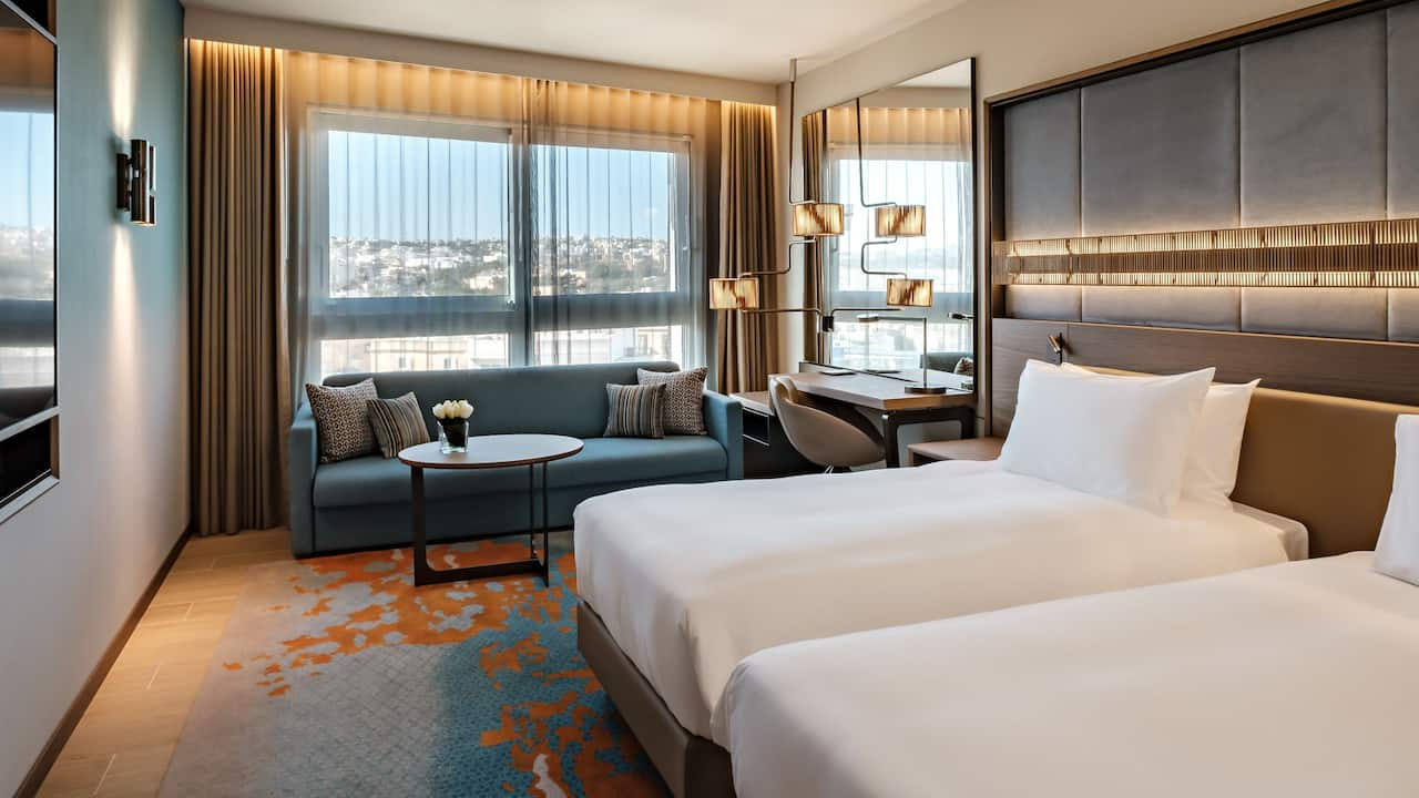 Luxury Hotel in St Julian’s | Hyatt Regency Malta